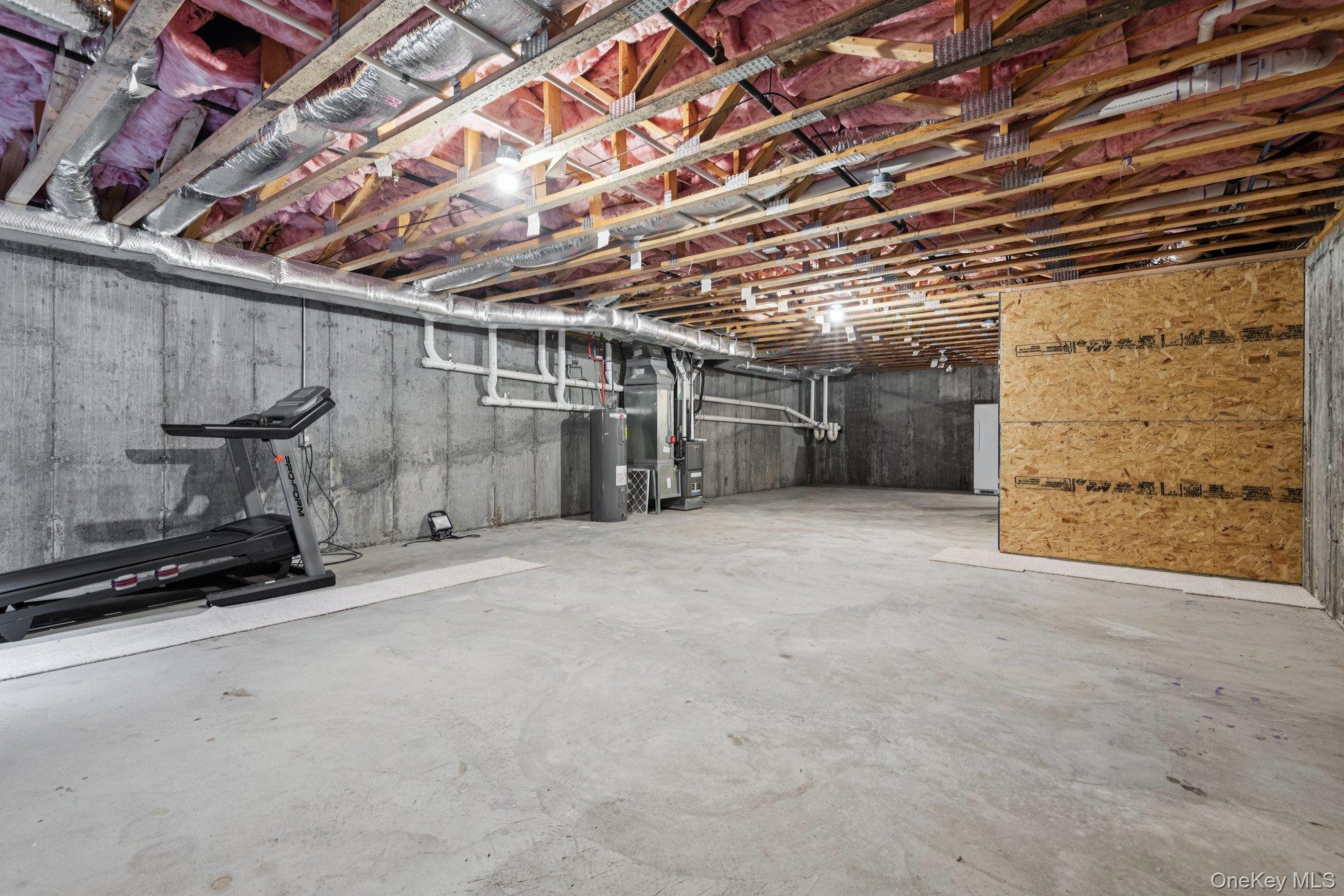 37 Weatherby Lane, Central Islip, NY 11722