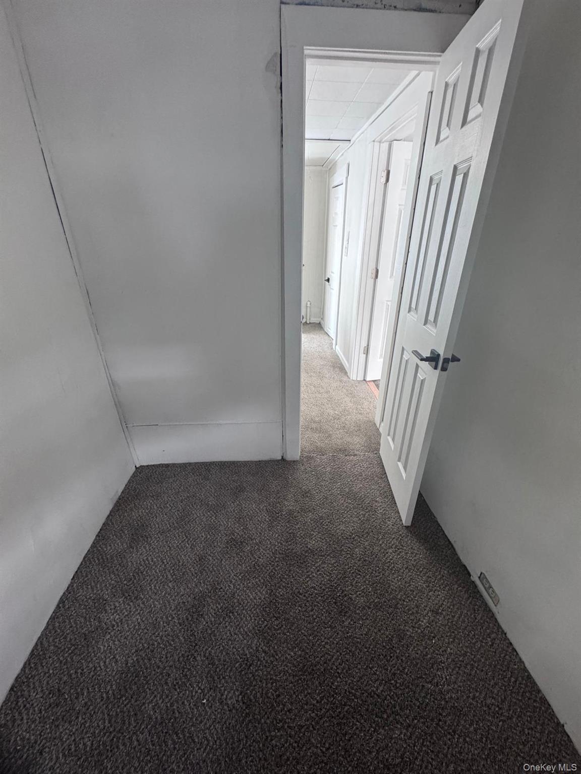 20 Sycamore Street, Kingston, NY 12401