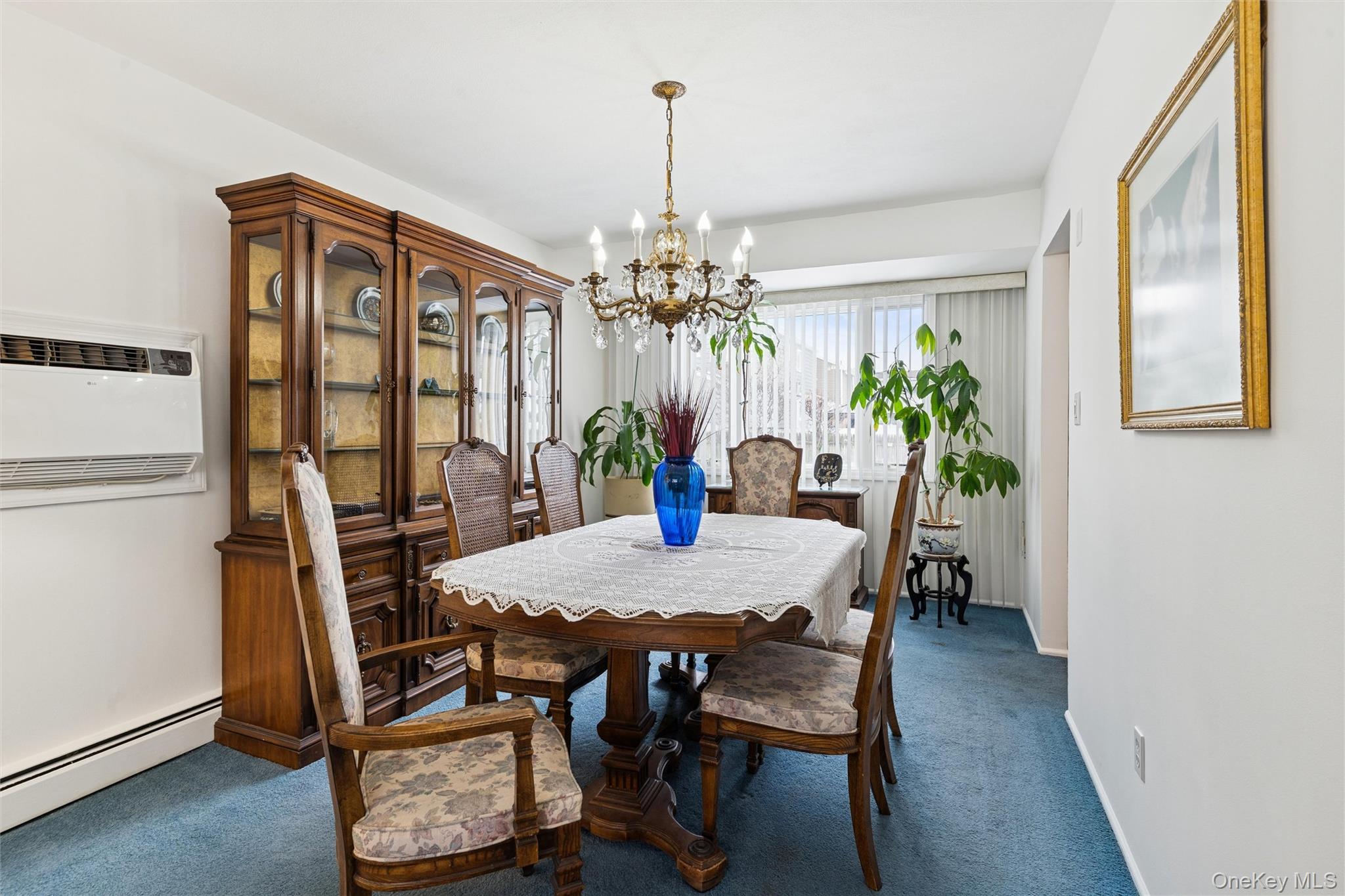 44 Wallace Drive, Plainview, NY 11803