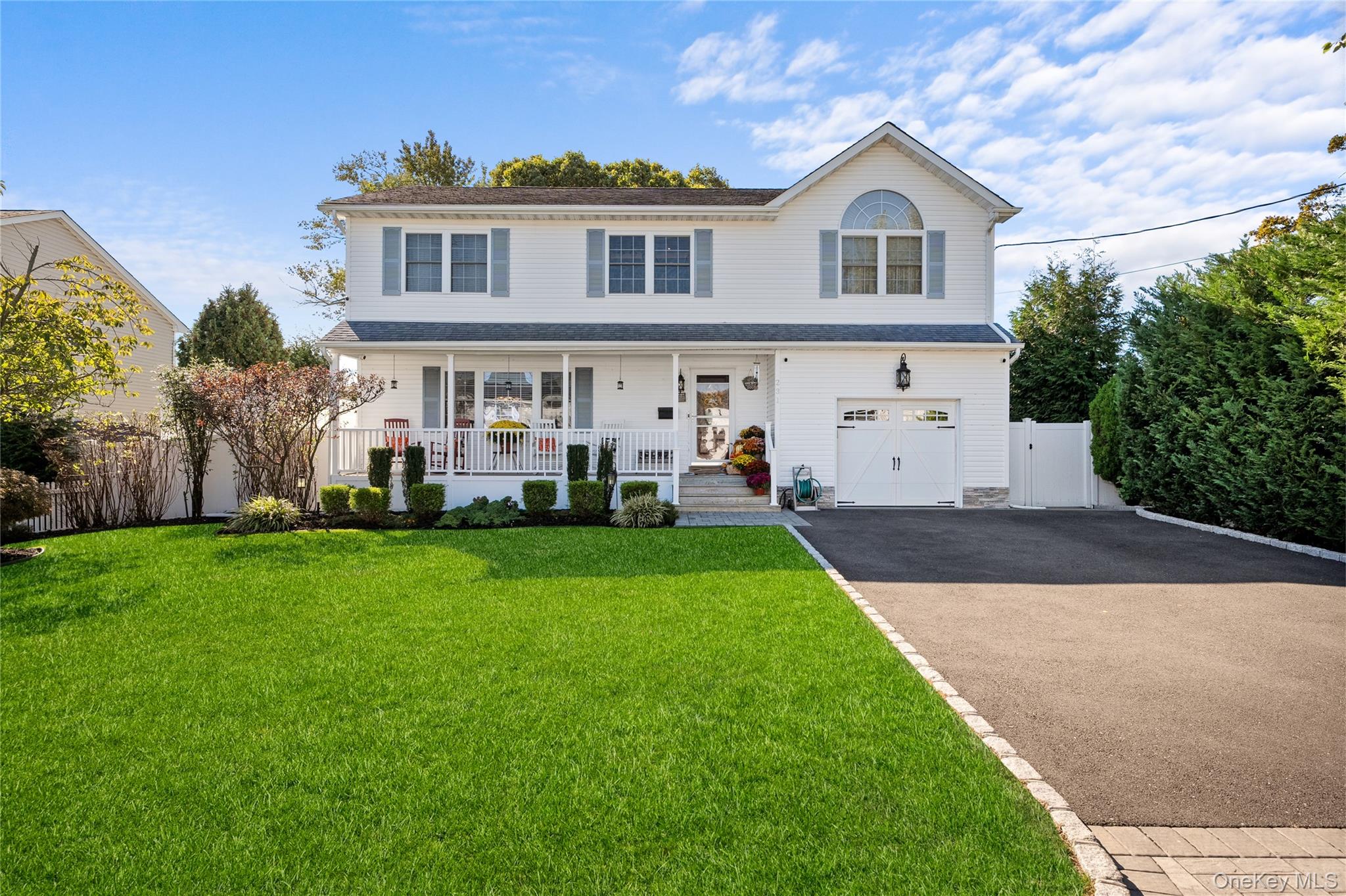 231 46th Street, Lindenhurst, NY 11757