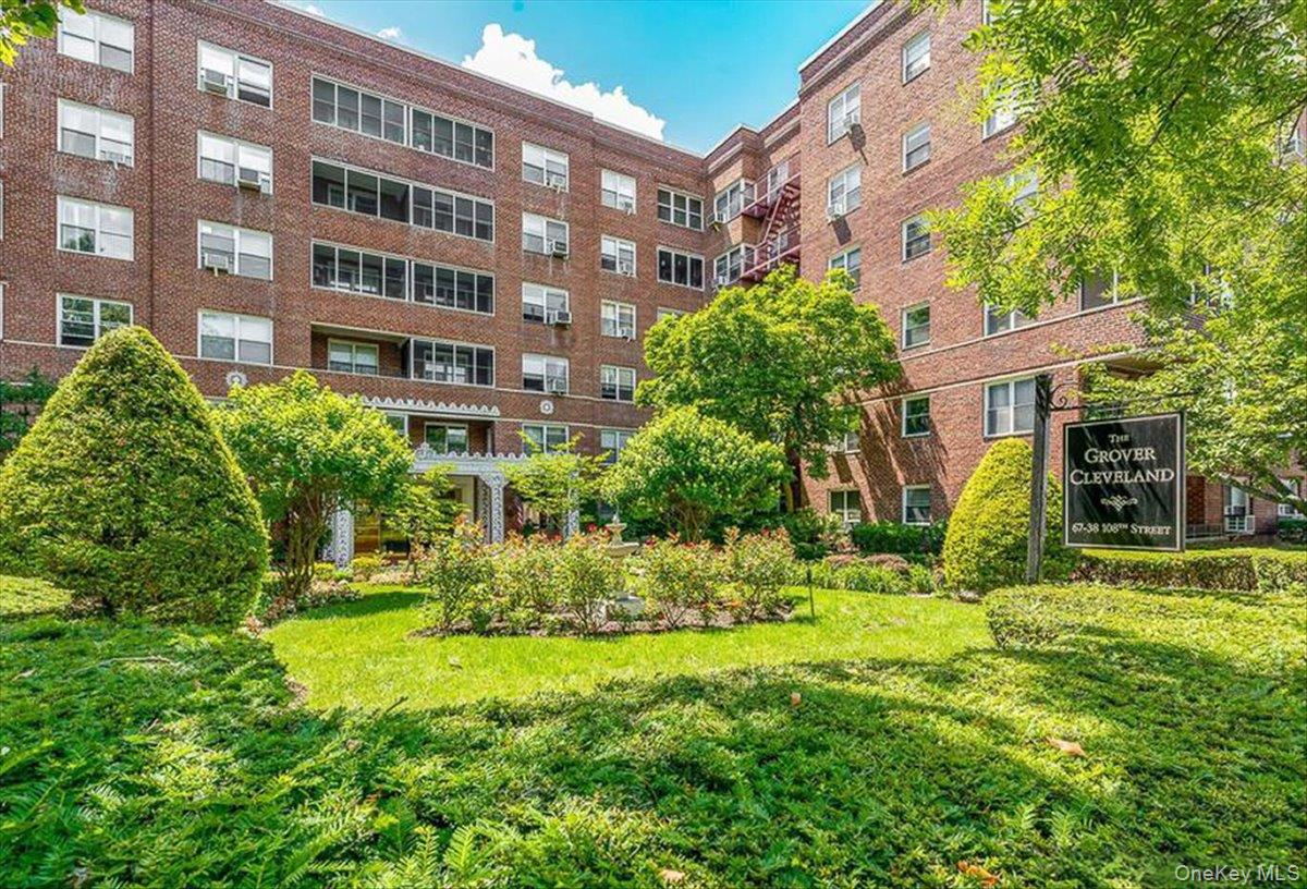 67-38 108th Street # C34, Forest Hills, NY 11375
