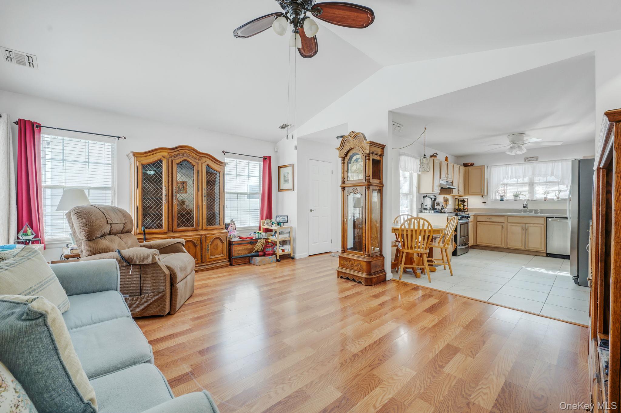 2 Greenbriar Court # 2, Middle Island, NY 11953