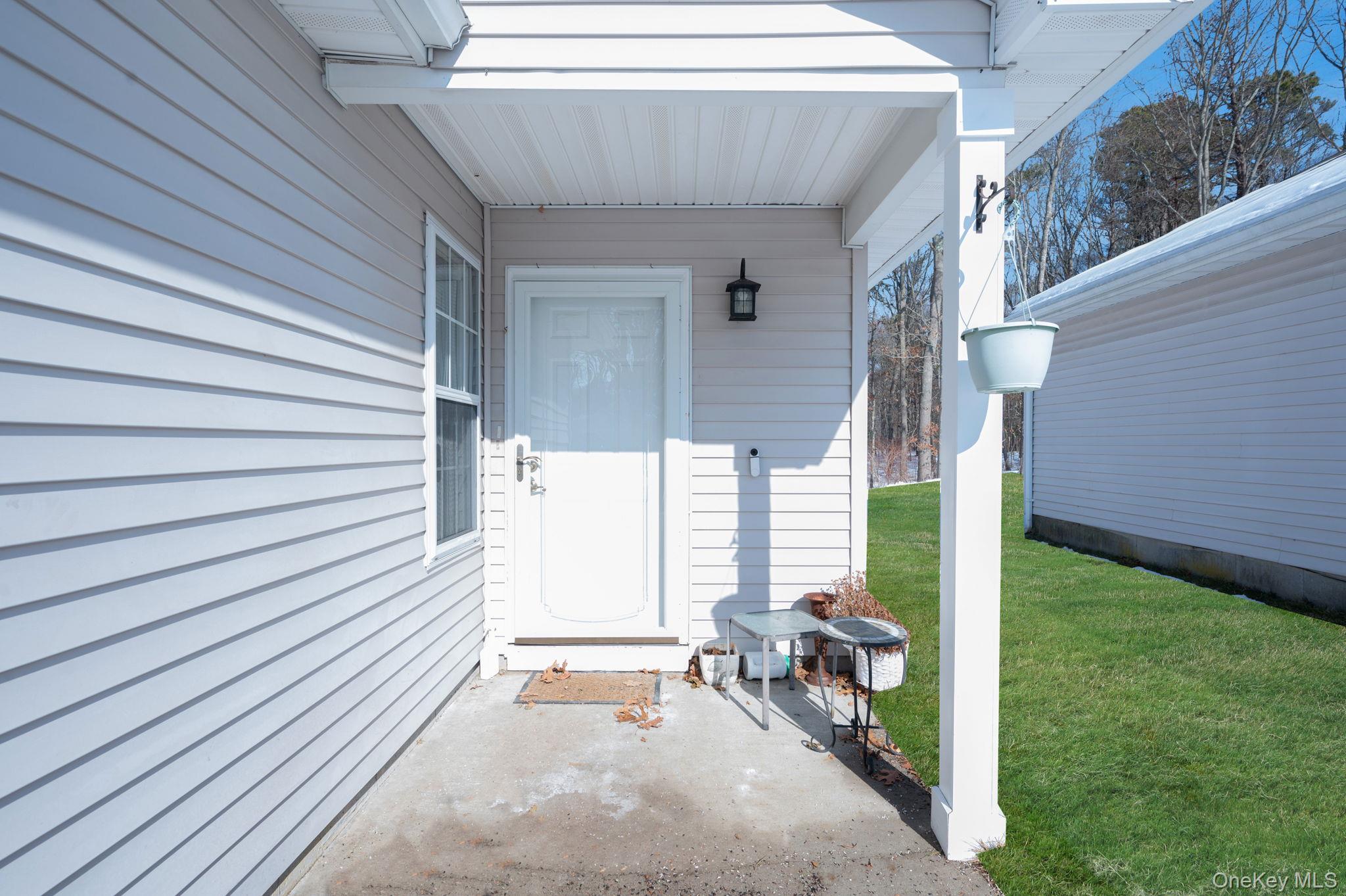 2 Greenbriar Court # 2, Middle Island, NY 11953