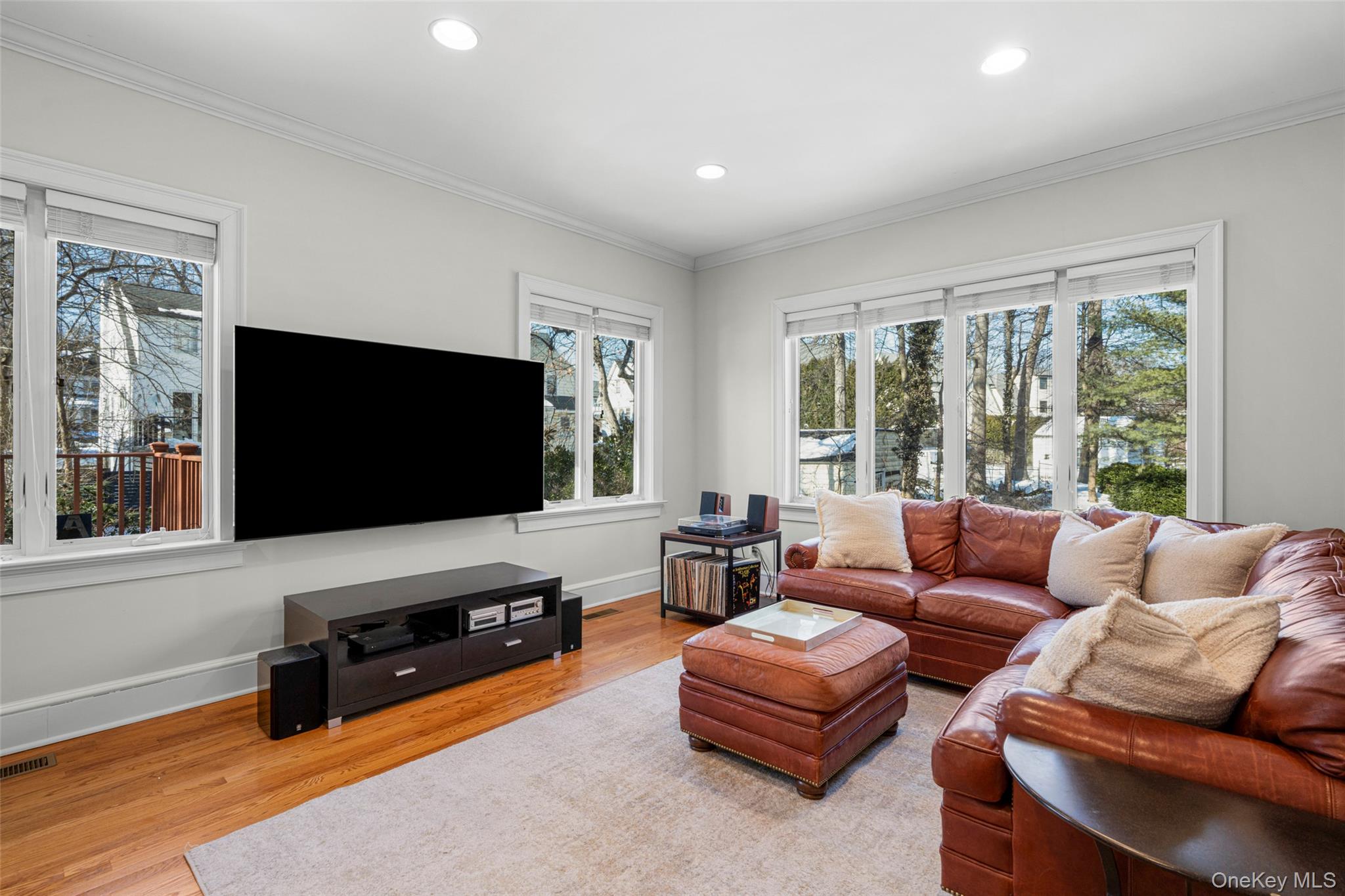 7 Poplar Road, Larchmont, NY 10538