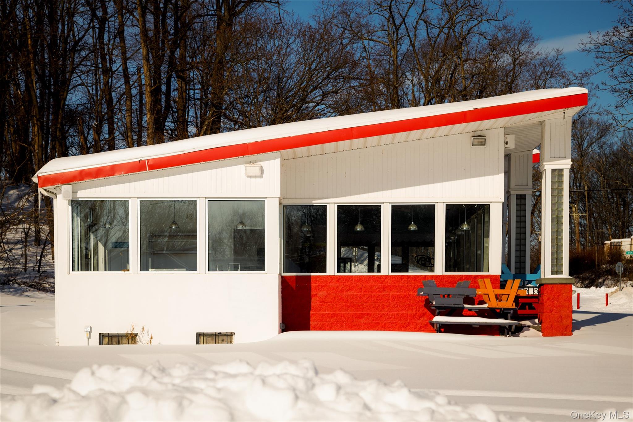 90 Old Route 9W, Port Ewen, NY 12466