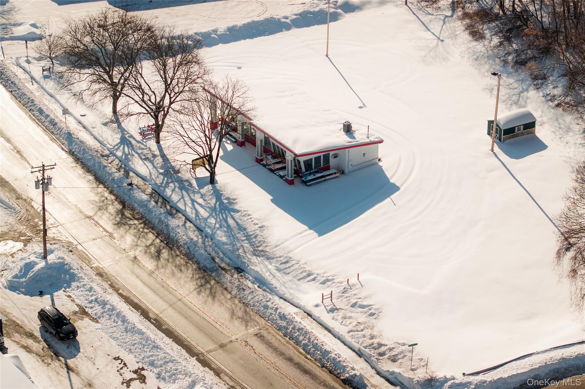 90 Old Route 9W, Port Ewen, NY 12466