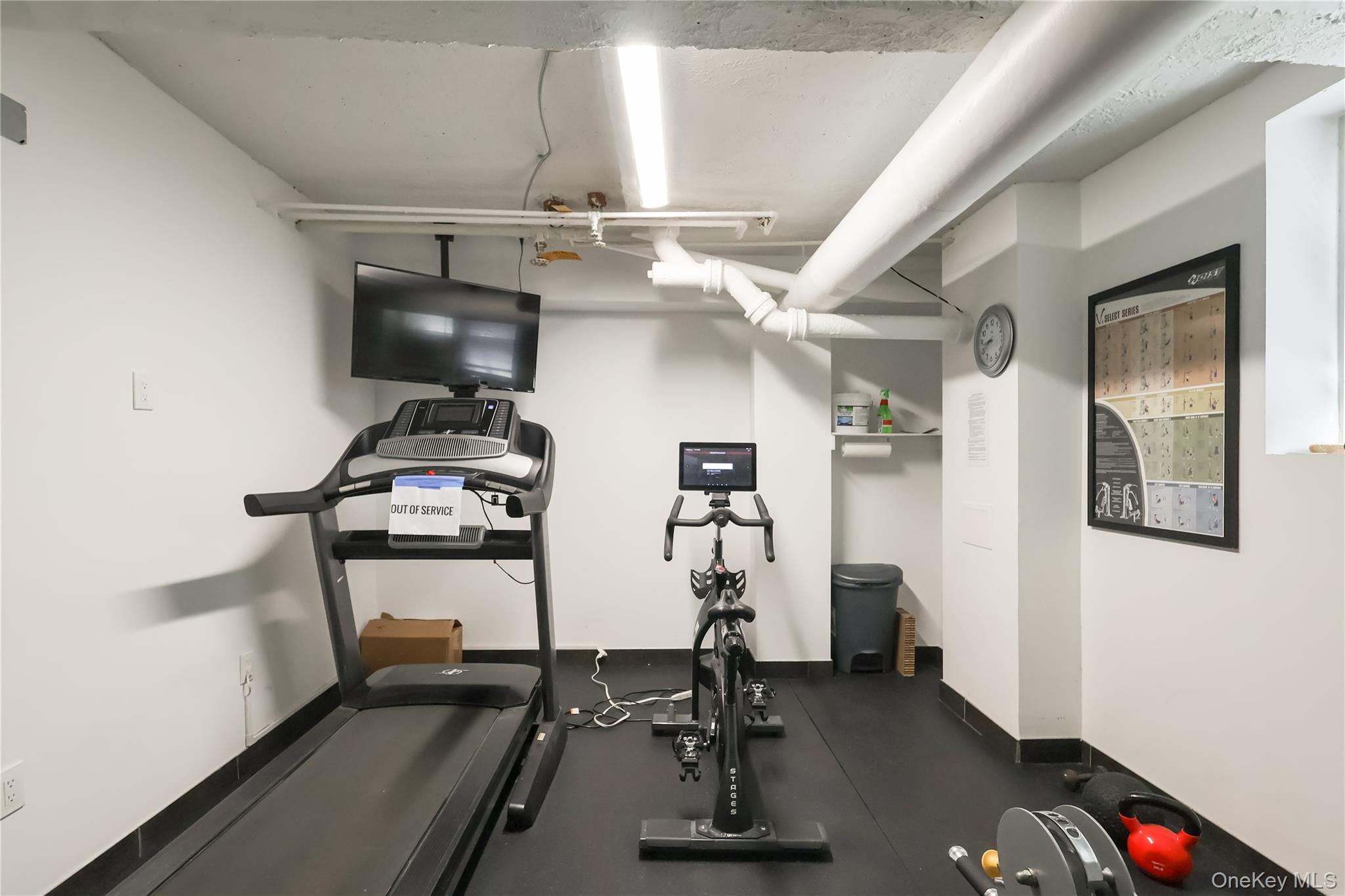 11045 71st Road # PS2, Forest Hills, NY 11375