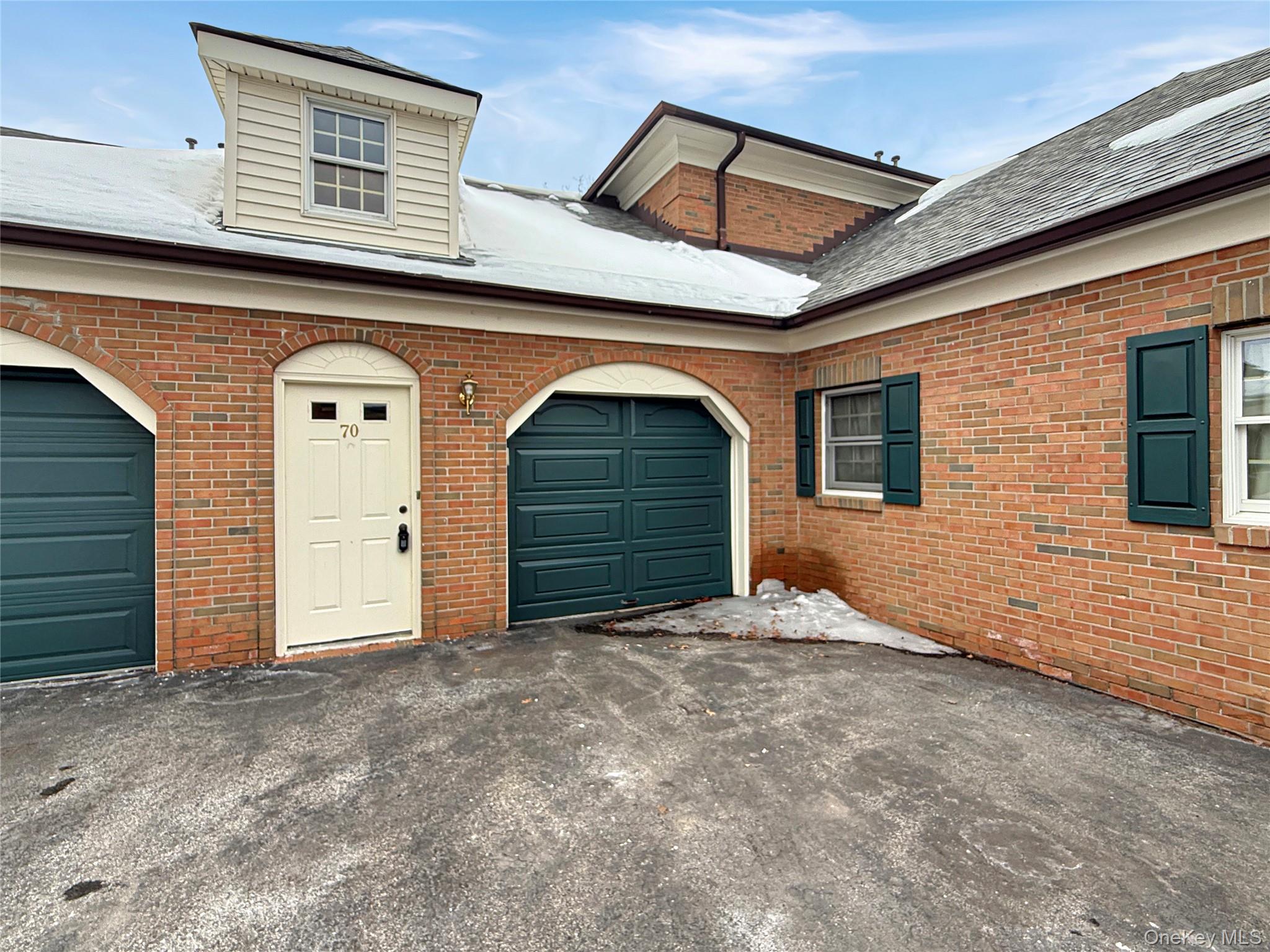 70 High Point Circle # 70, Newburgh, NY 12550