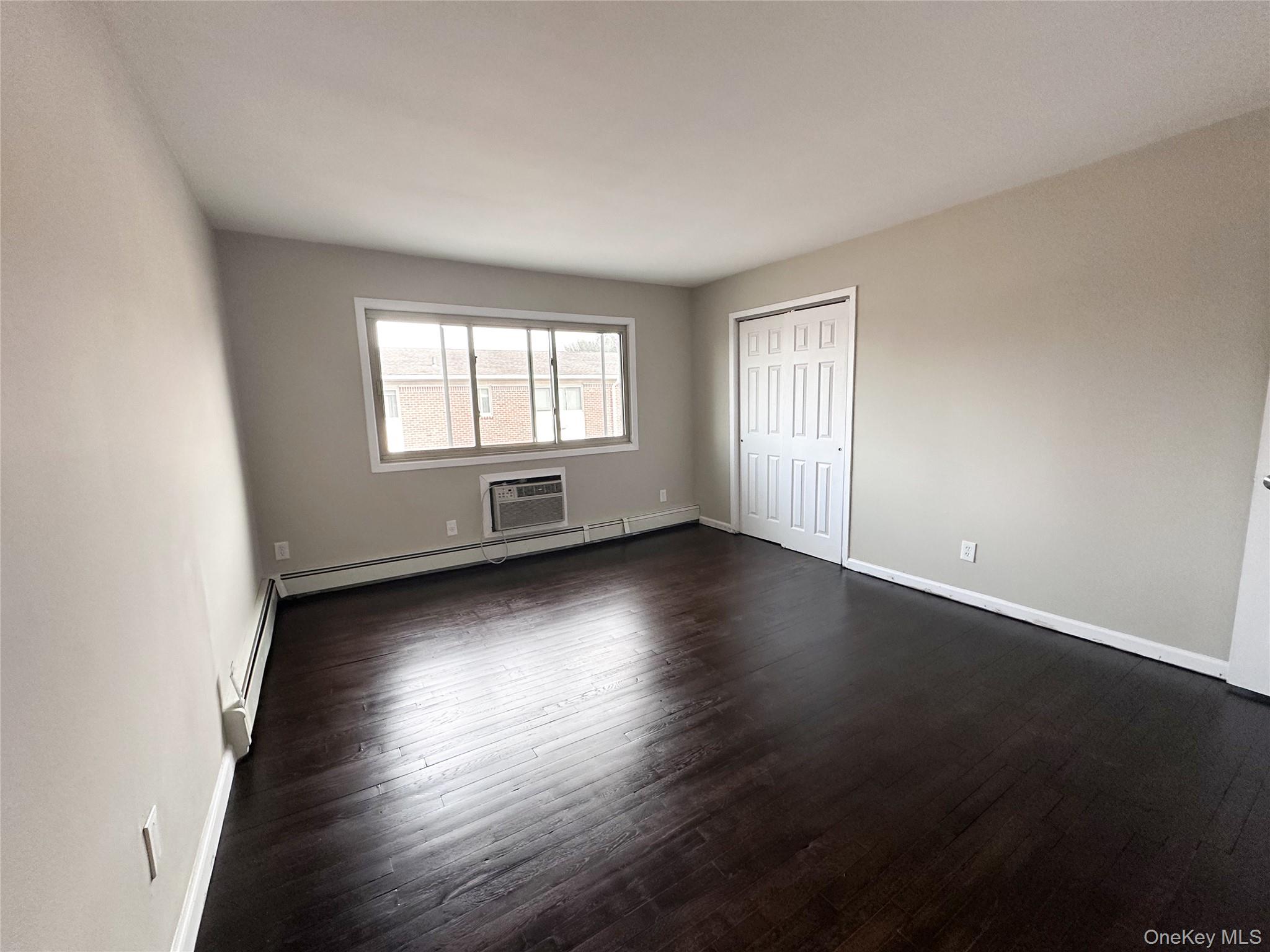 2449 UNION Boulevard # 33B, Islip, NY 11751