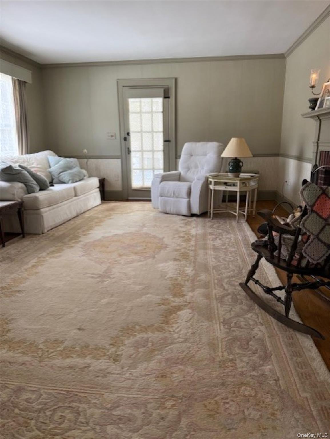 10 Phillips Street, Red Hook, NY 12571