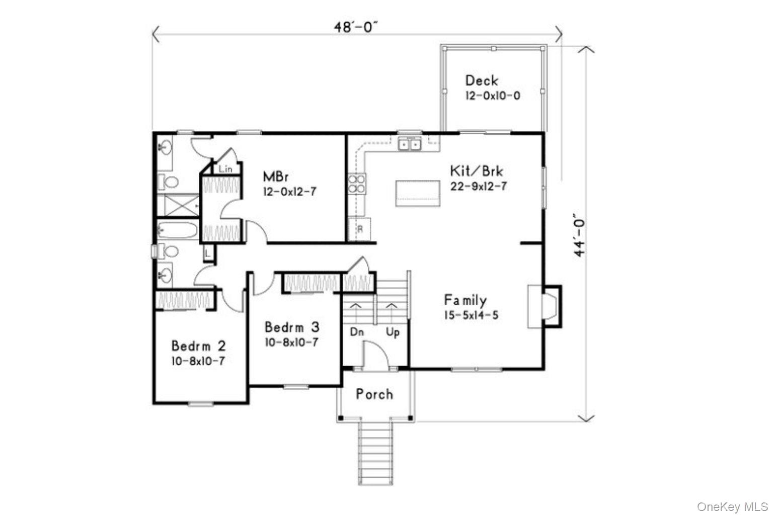 455-4 Middle Road, Riverhead, NY 11901