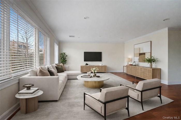 171 Great Neck Road # 3H, Great Neck, NY 11021