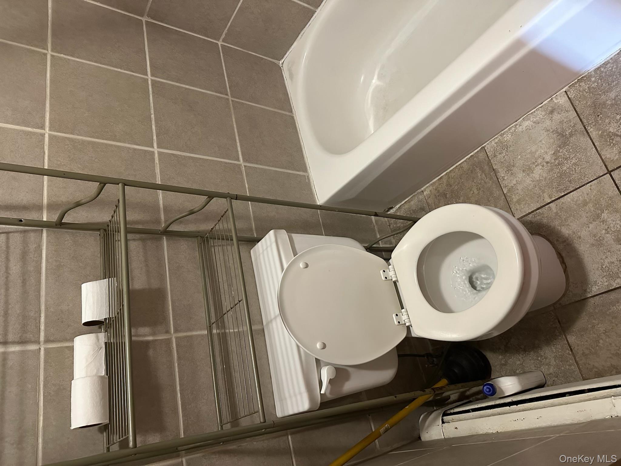 180 N Clinton Street, Poughkeepsie, NY 12601