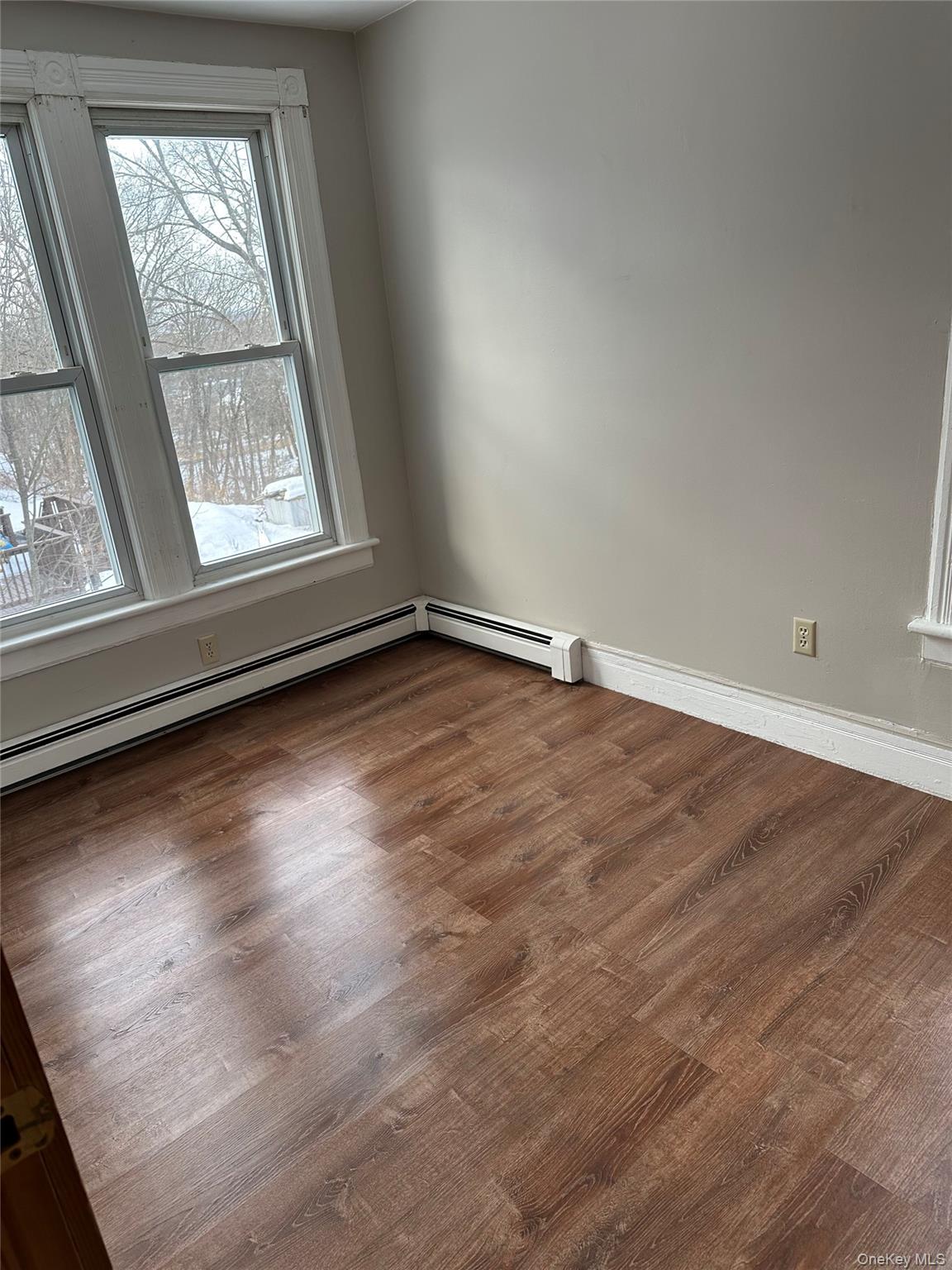 180 N Clinton Street, Poughkeepsie, NY 12601