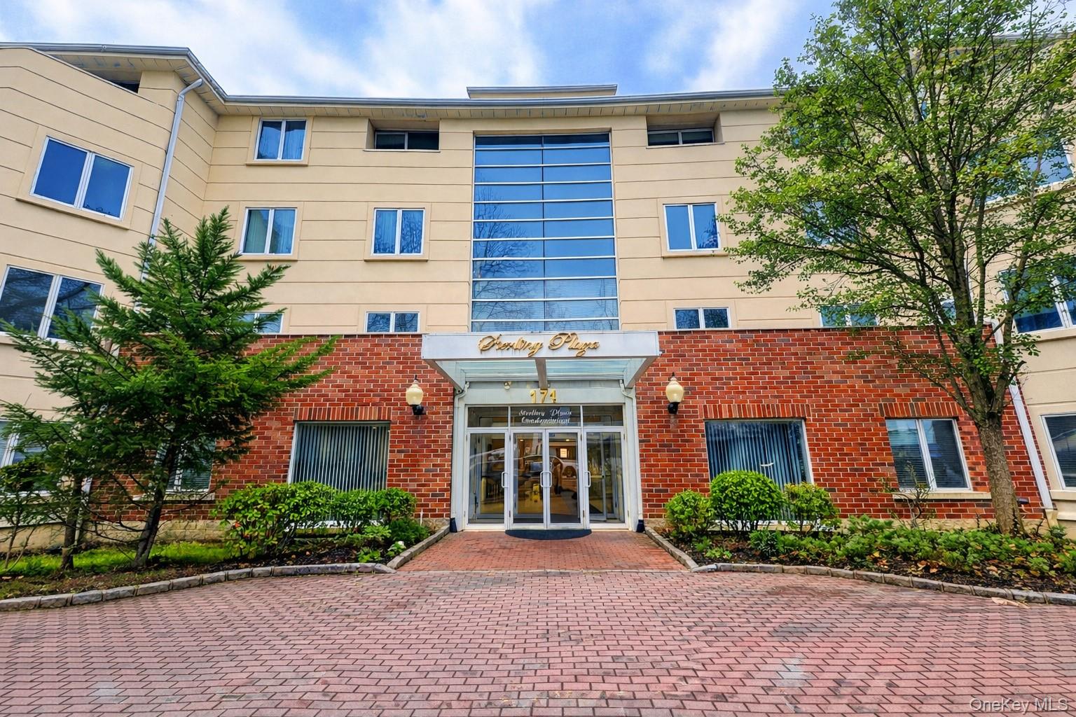 171 Great Neck Road # 1C, Great Neck, NY 11021