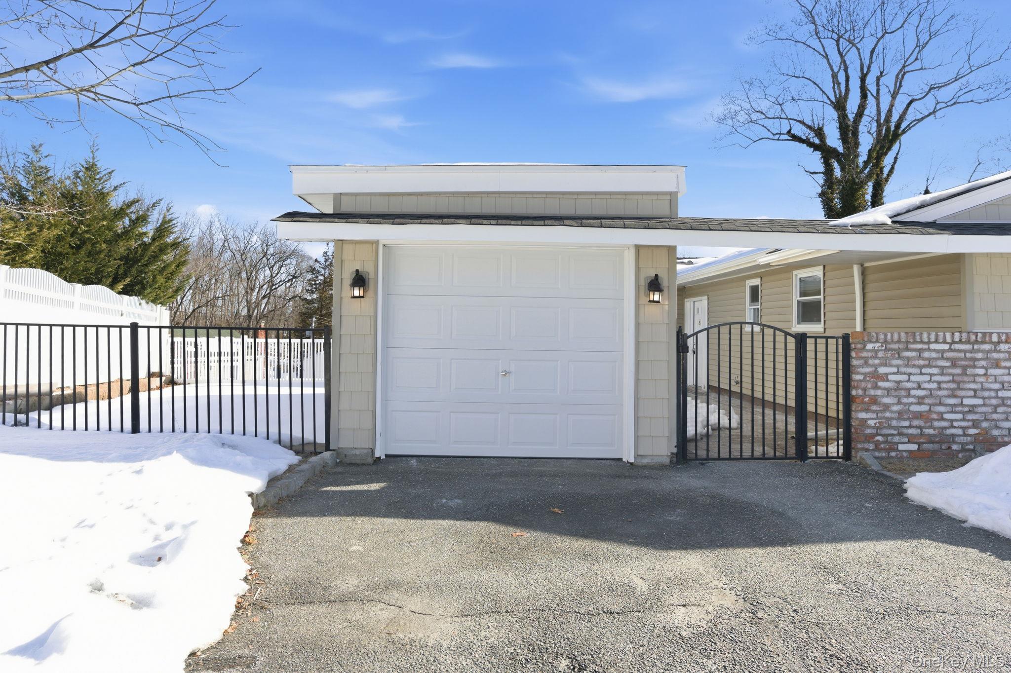 5 Bowman Lane, Kings Park, NY 11754