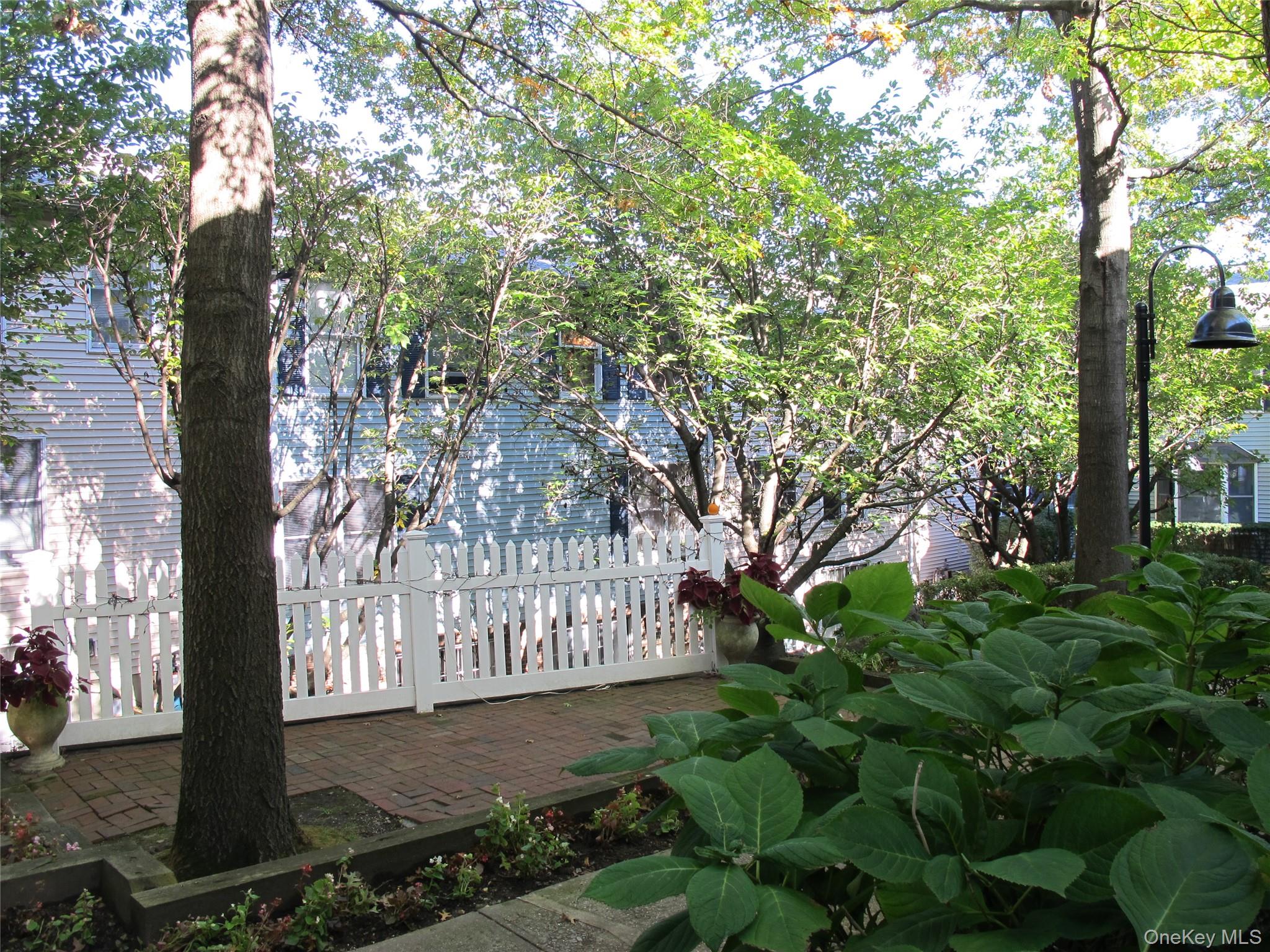 52 Washington Mews # 52, Port Chester, NY 10573