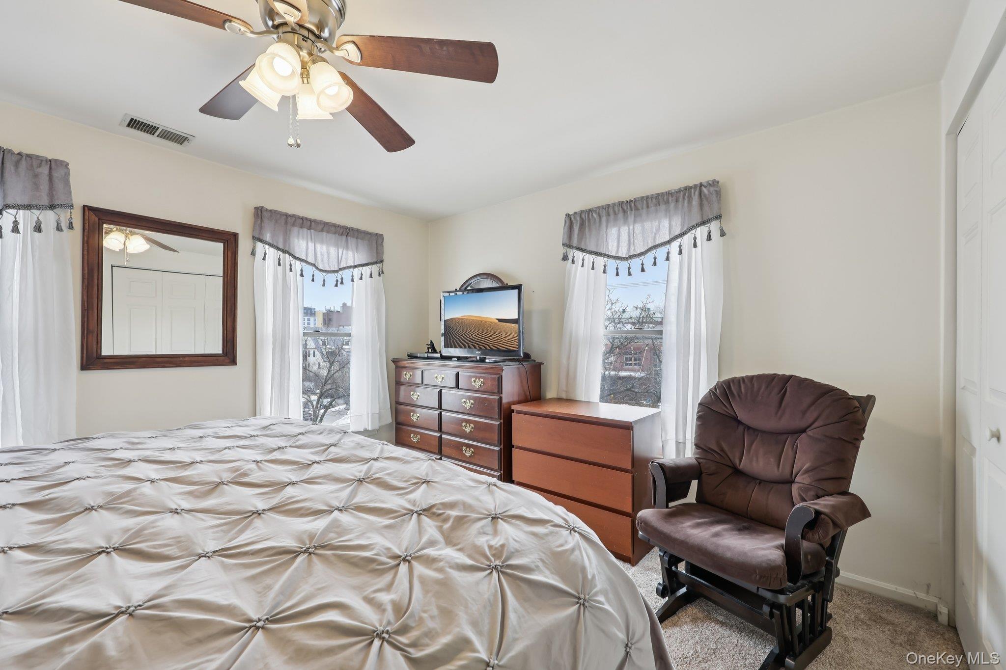 52 Washington Mews # 52, Port Chester, NY 10573