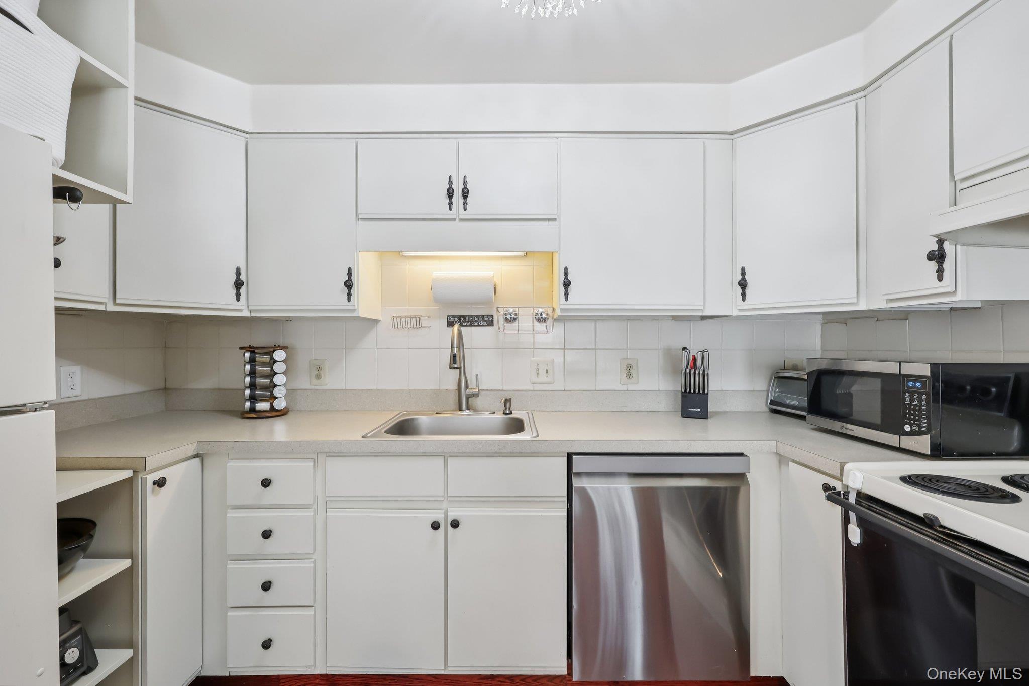 52 Washington Mews # 52, Port Chester, NY 10573