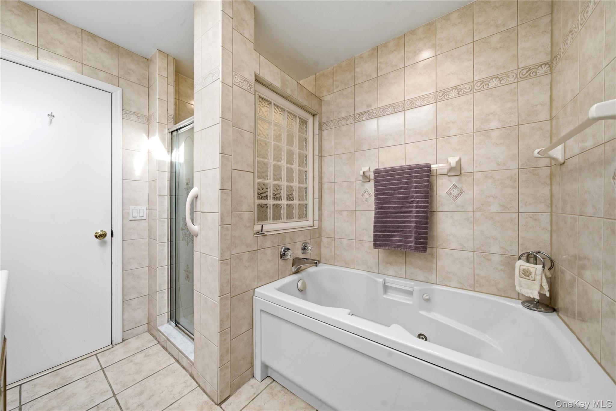 38 Bradish Lane, Bay Shore, NY 11706