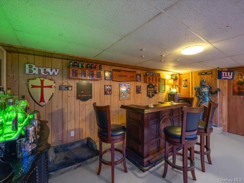 8 Shelley Court, Middle Island, NY 11953