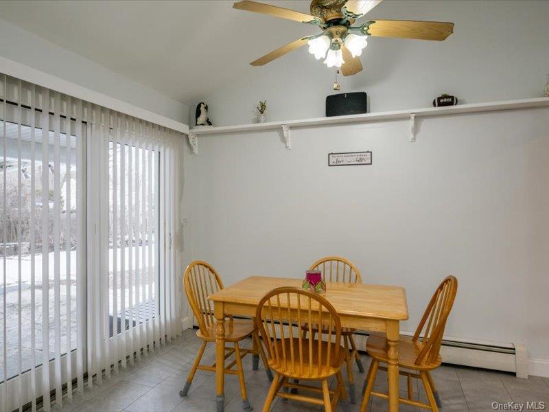 8 Shelley Court, Middle Island, NY 11953