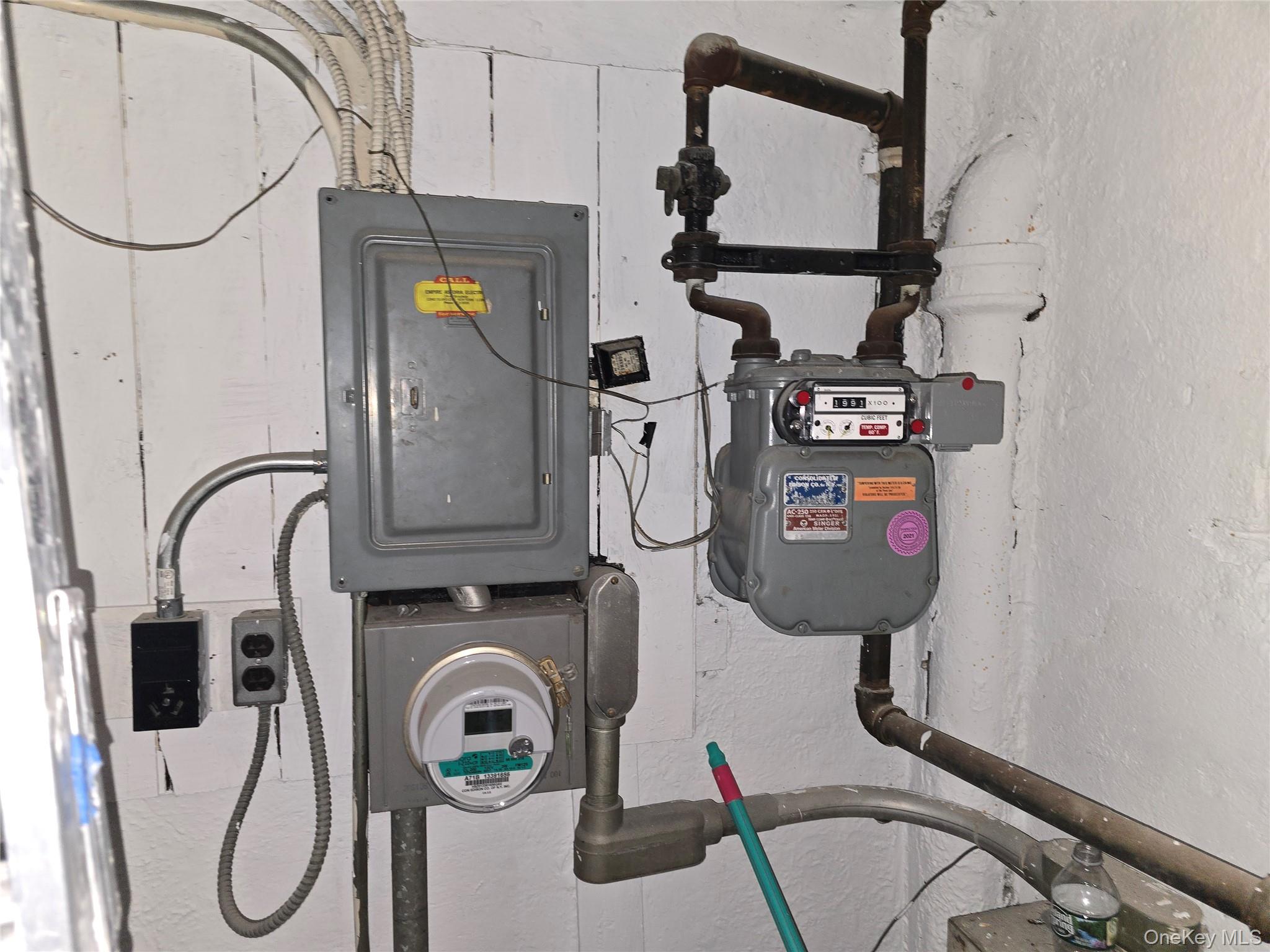 28-29 50th Street, Woodside, NY 11377