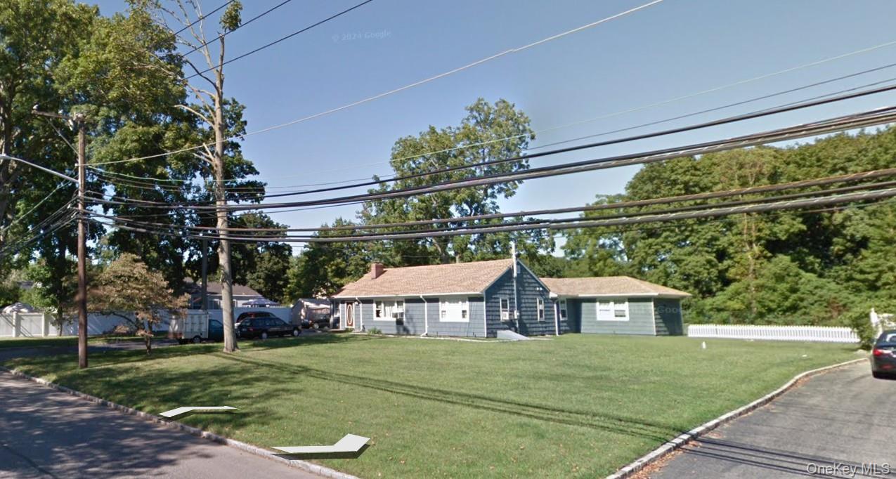 37 Burrs Lane, Dix Hills, NY 11746