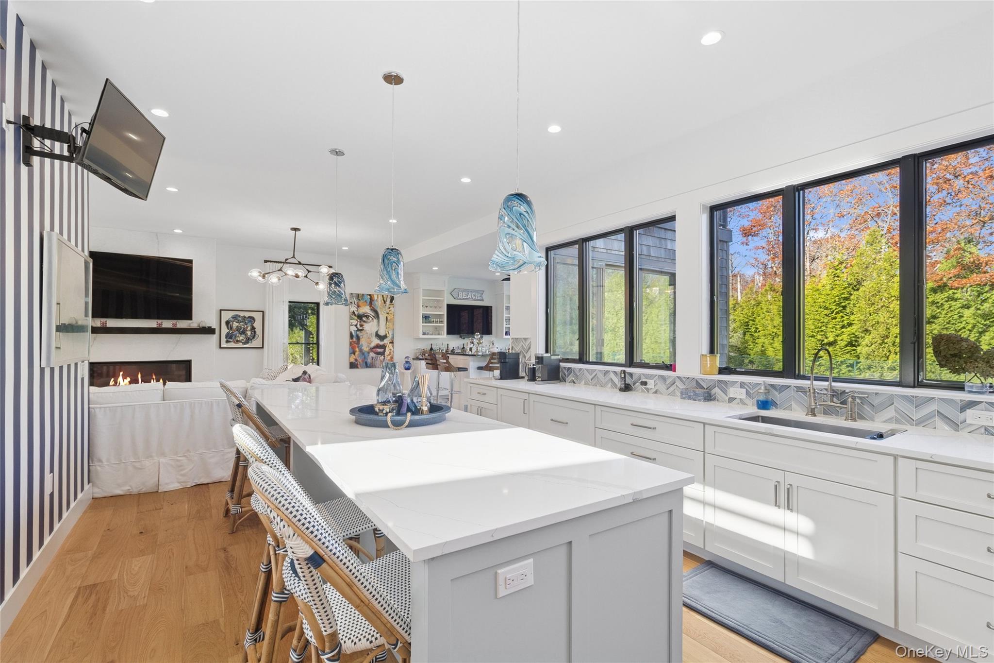 9 Debras Way, Wainscott, NY 11975