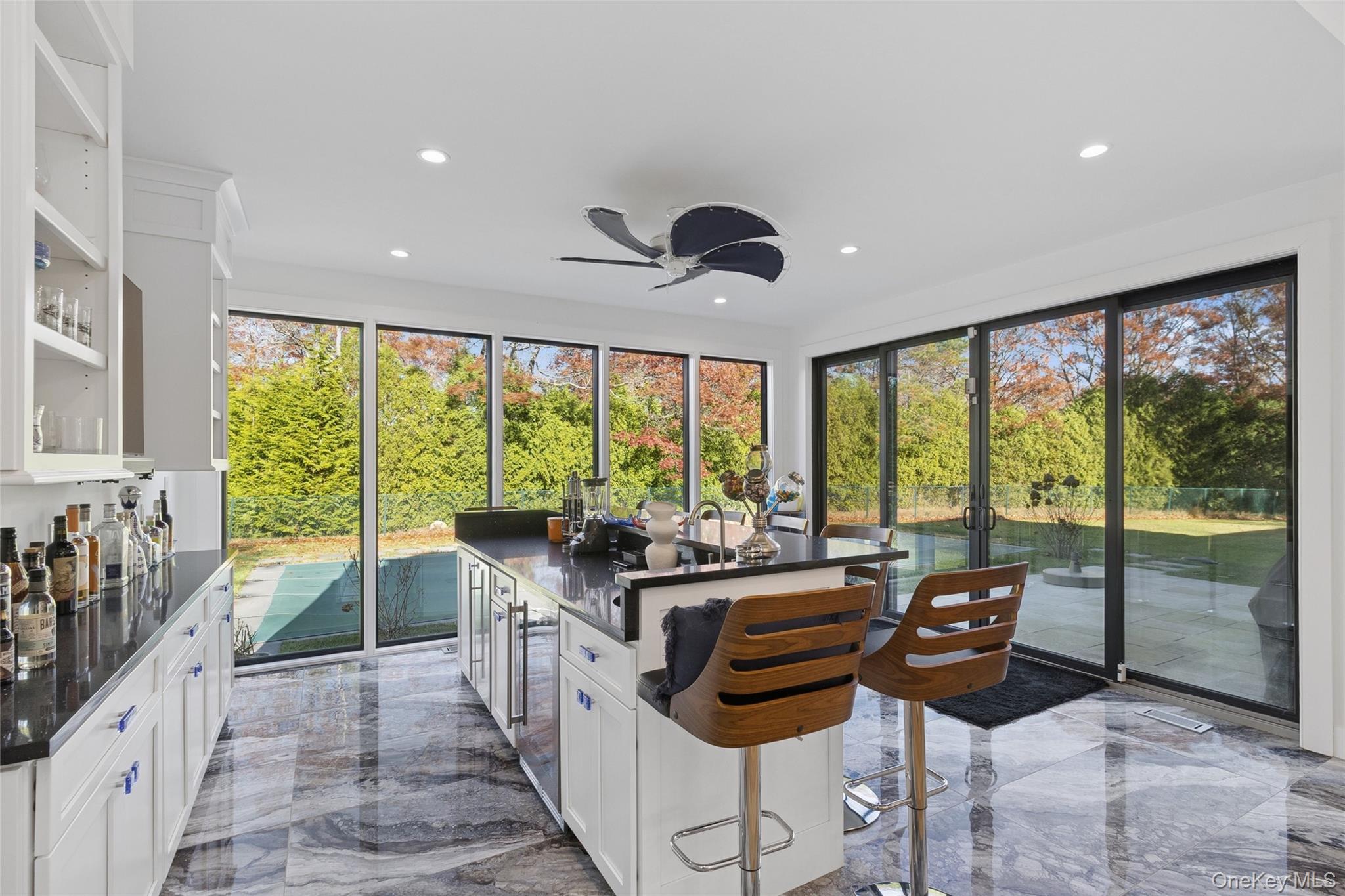 9 Debras Way, Wainscott, NY 11975