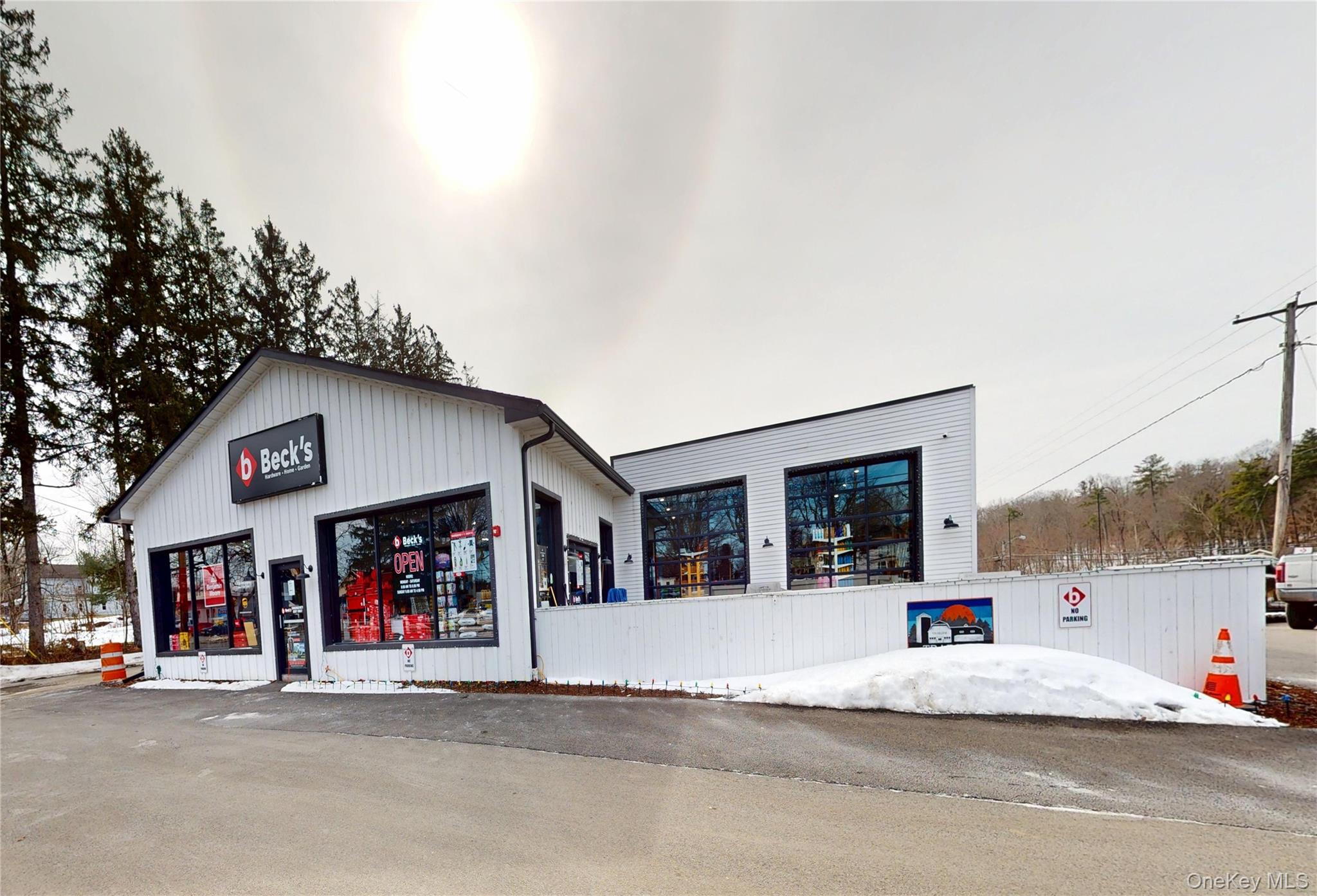 4 Bona Ventura Avenue, Wallkill, NY 12589