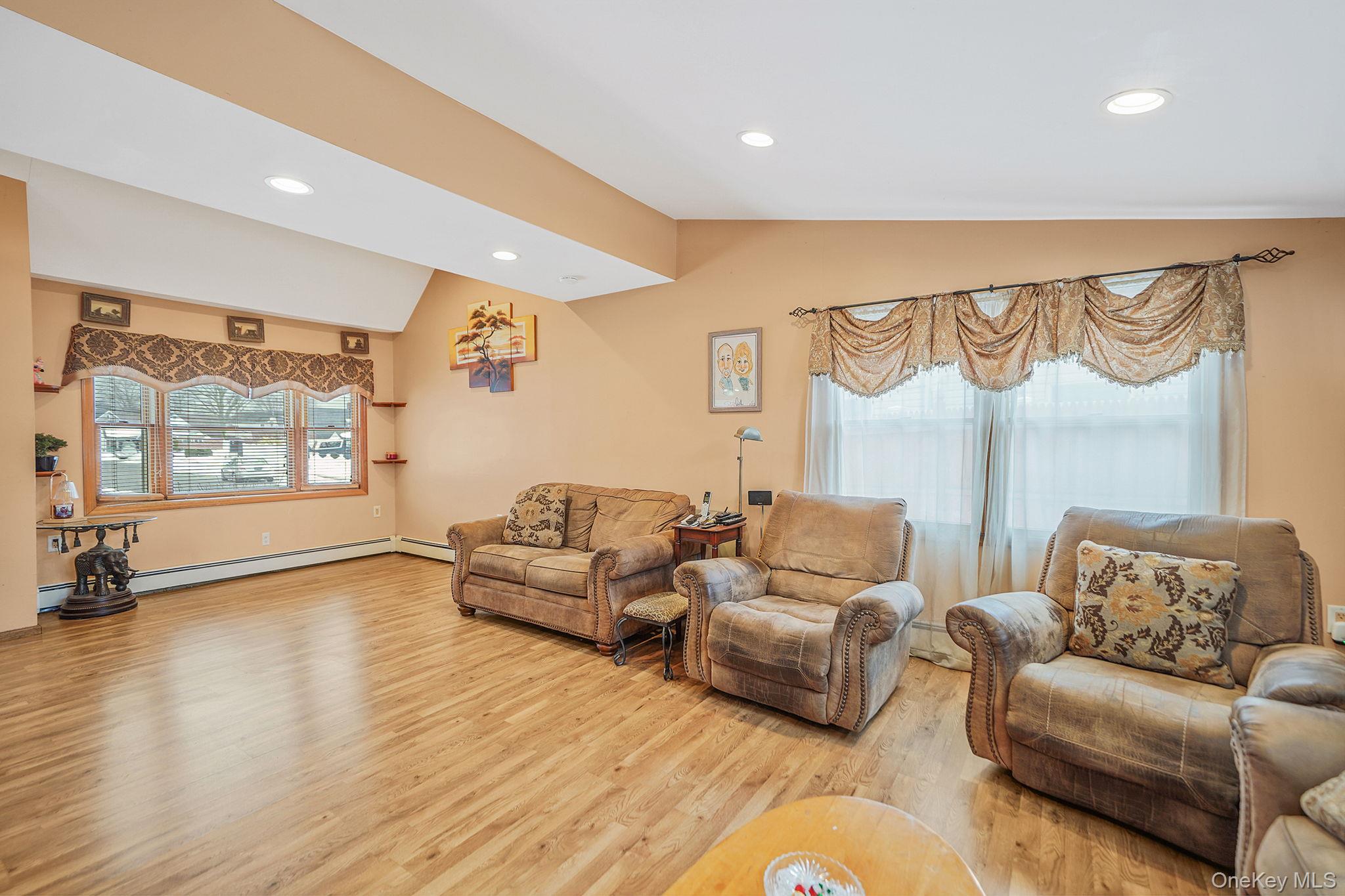 68 Coppersmith Road, Levittown, NY 11756