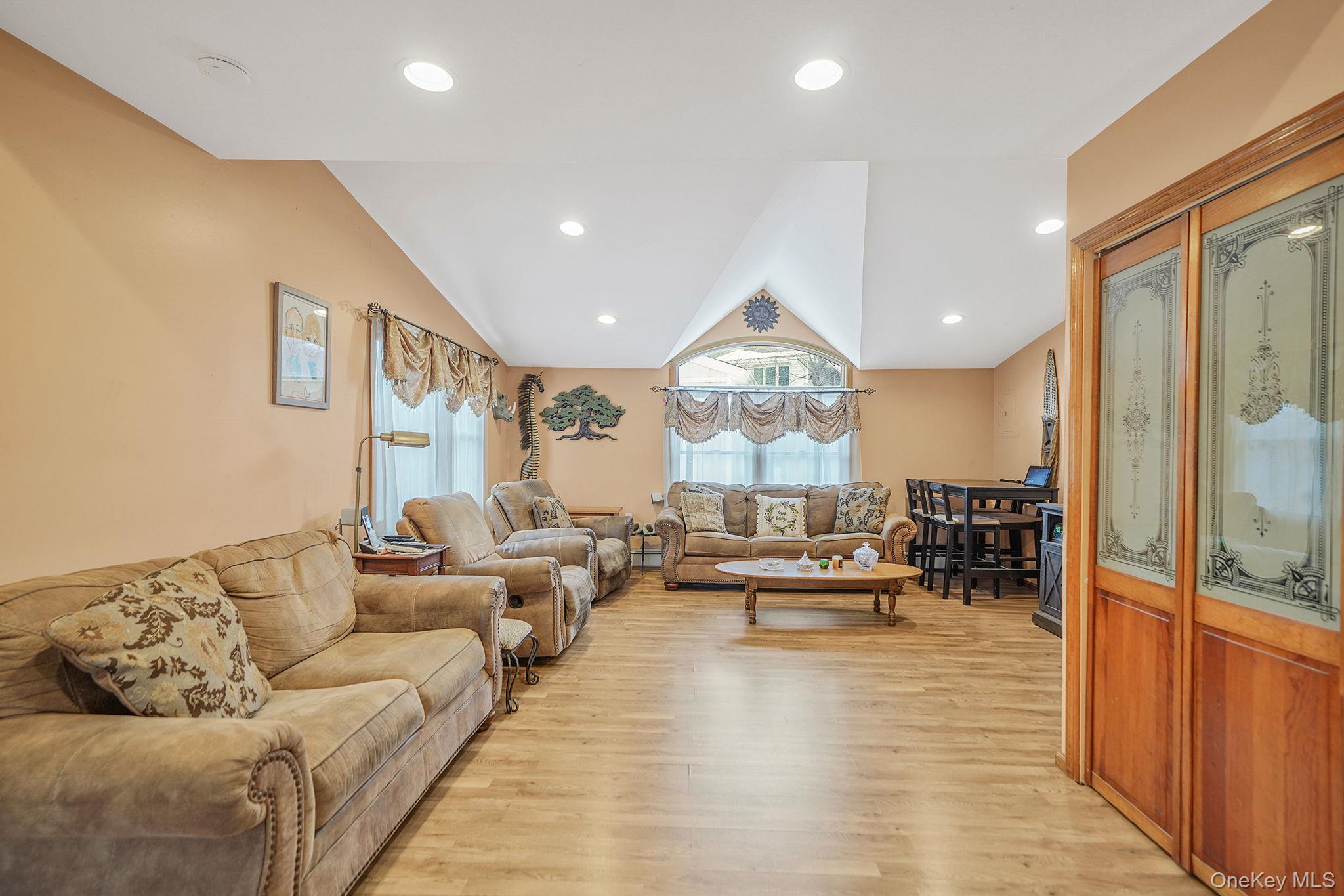 68 Coppersmith Road, Levittown, NY 11756