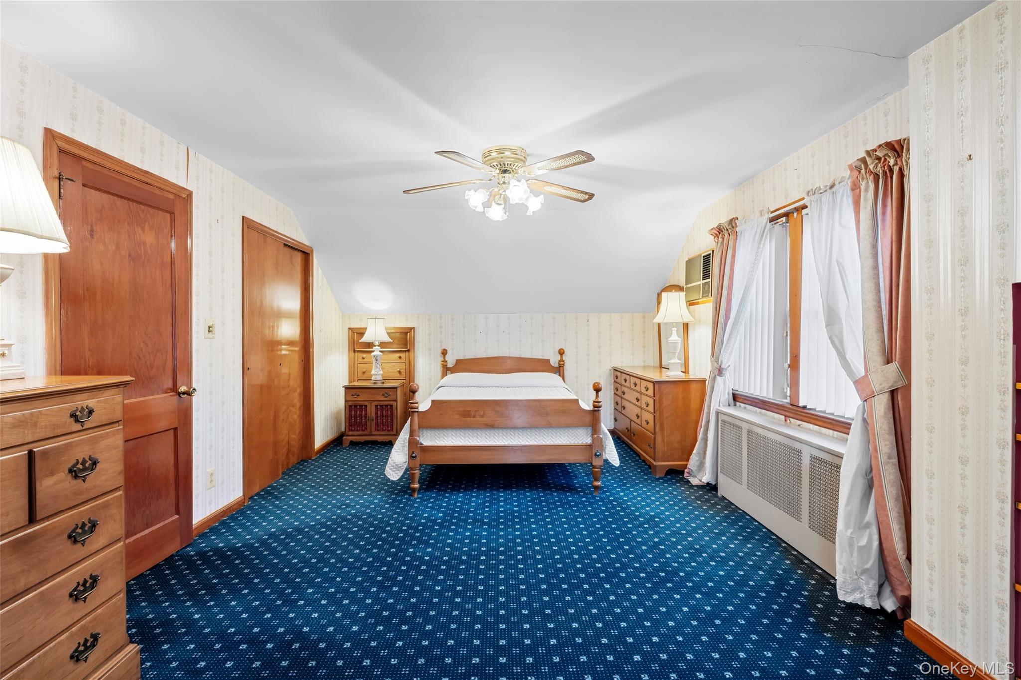 449 Mineola Boulevard, Williston Park, NY 11596