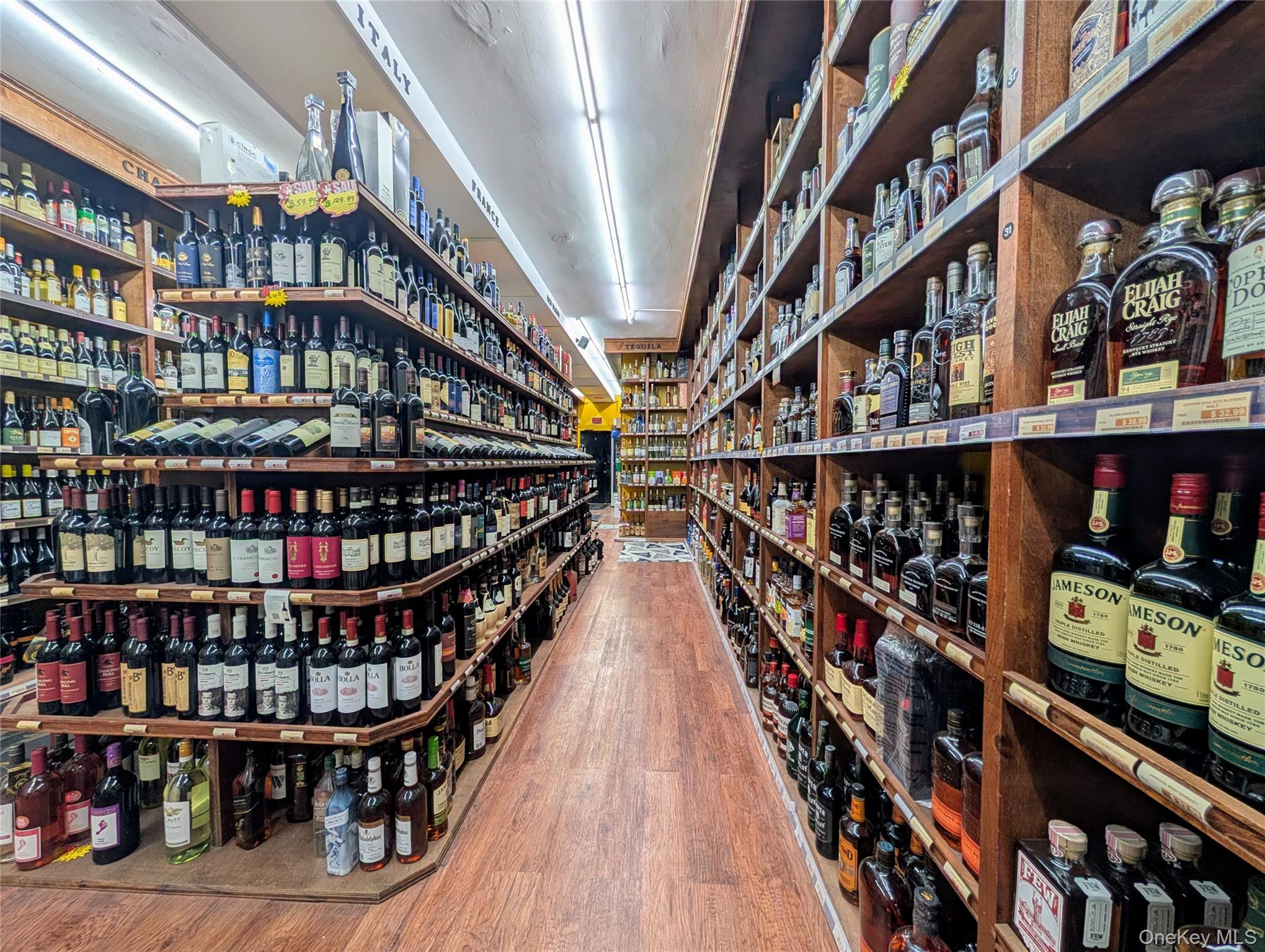 East Meadow, NY 11554