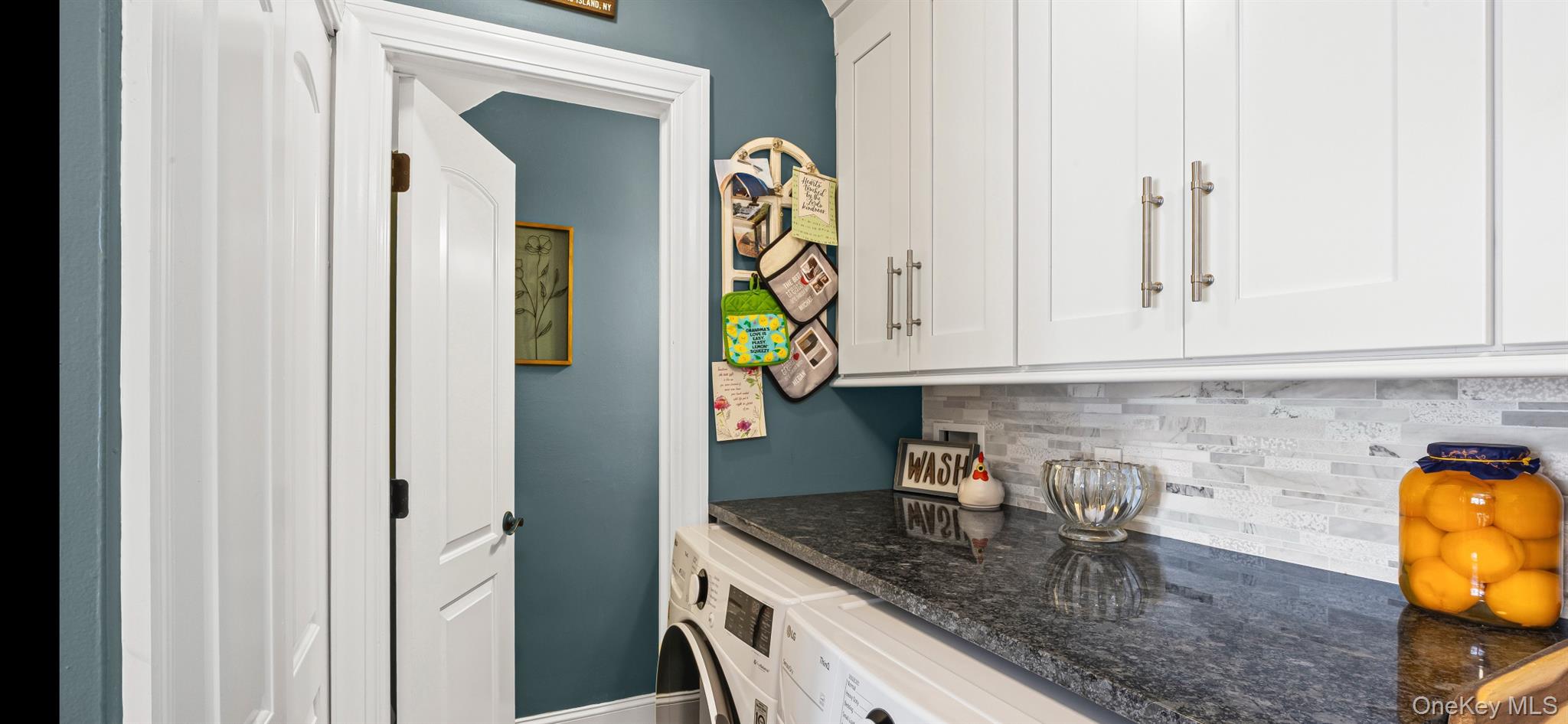 231 Springmeadow Drive # D, Holbrook, NY 11741