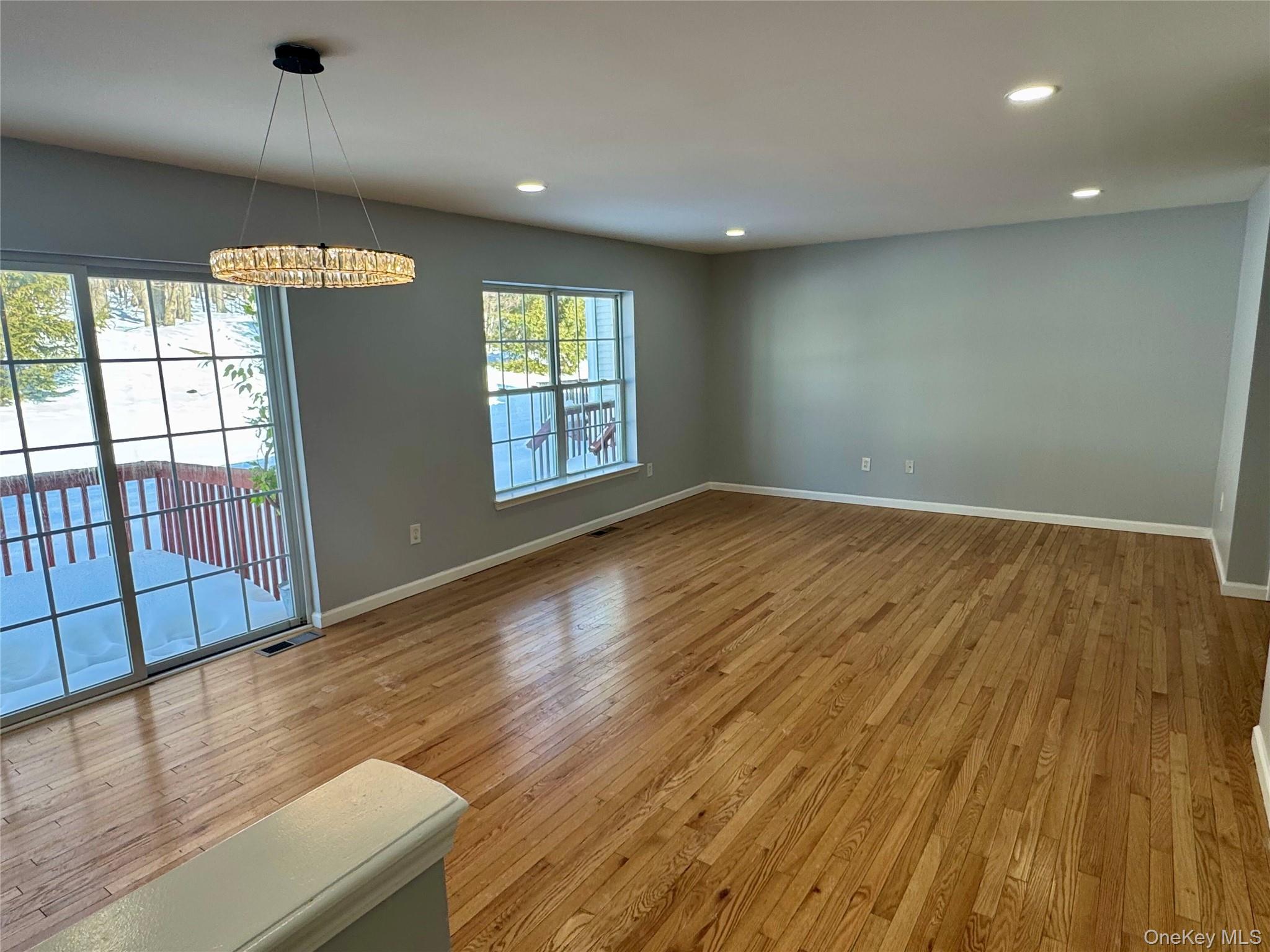 18 Jordan Lane, Middletown, NY 10940