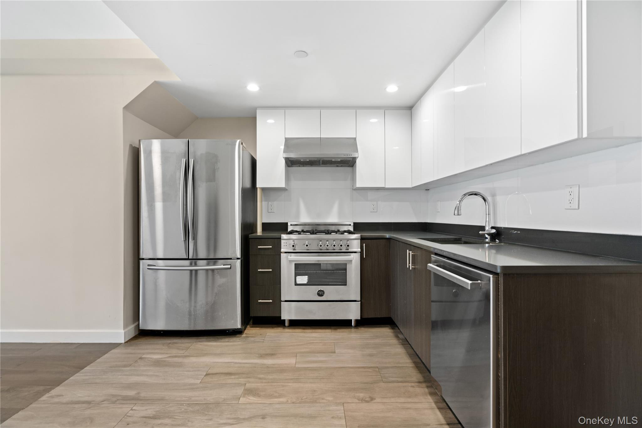 9745 63rd Drive # 7A, Rego Park, NY 11374