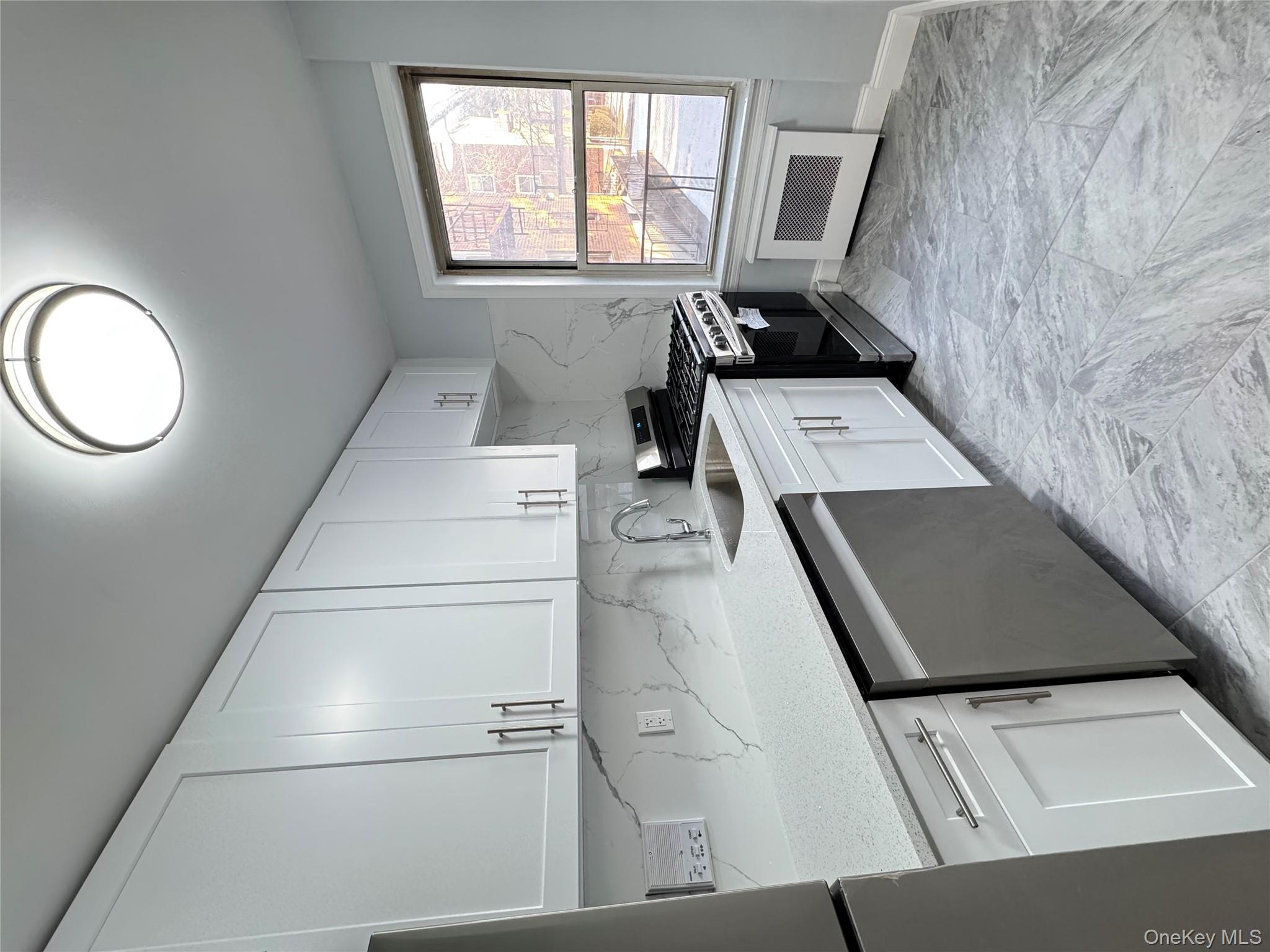 138-35 Jewel Ave. # 1B, Flushing, NY 11367