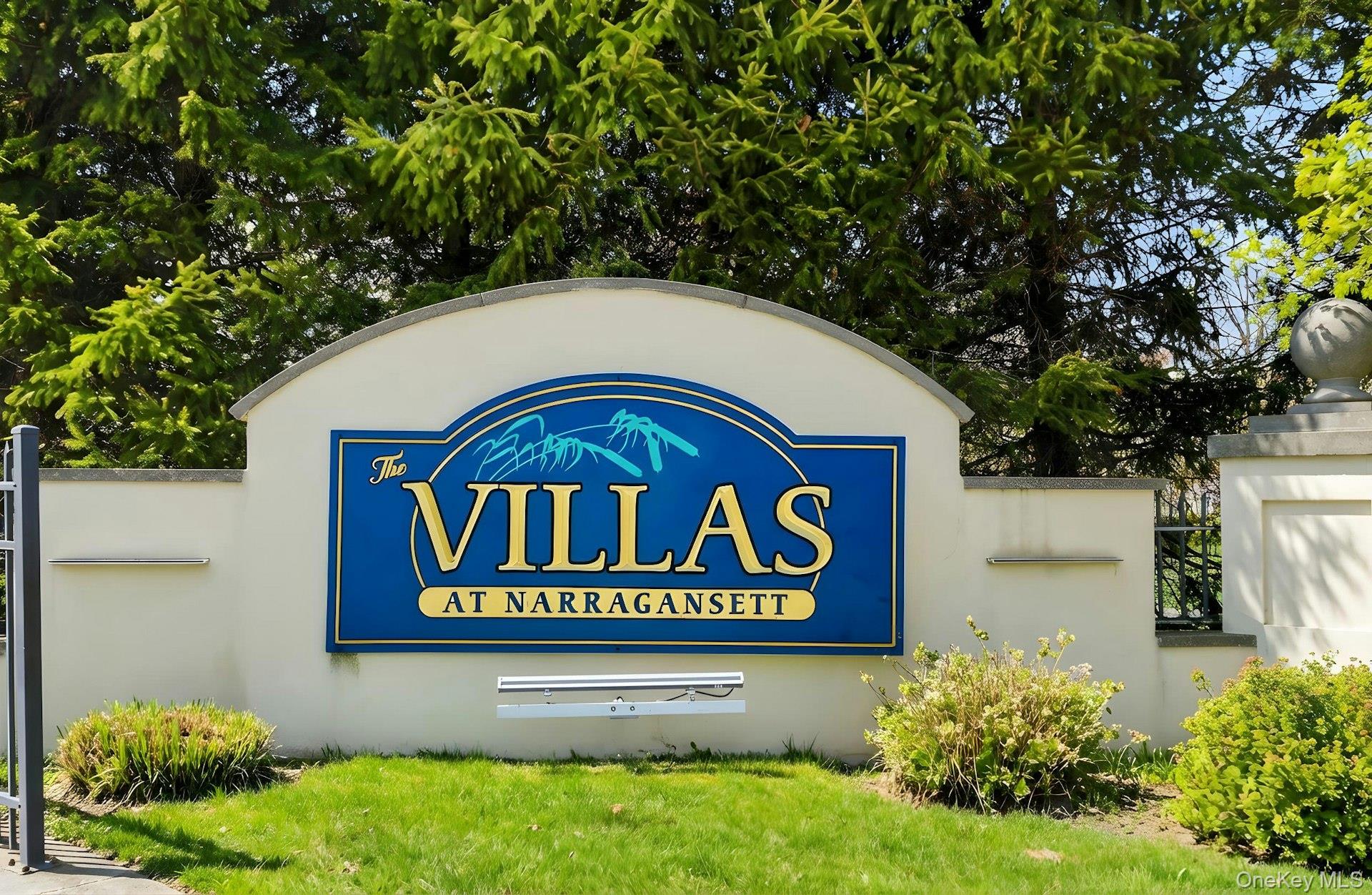 604 Narragansett Villas Drive, Lindenhurst, NY 11757