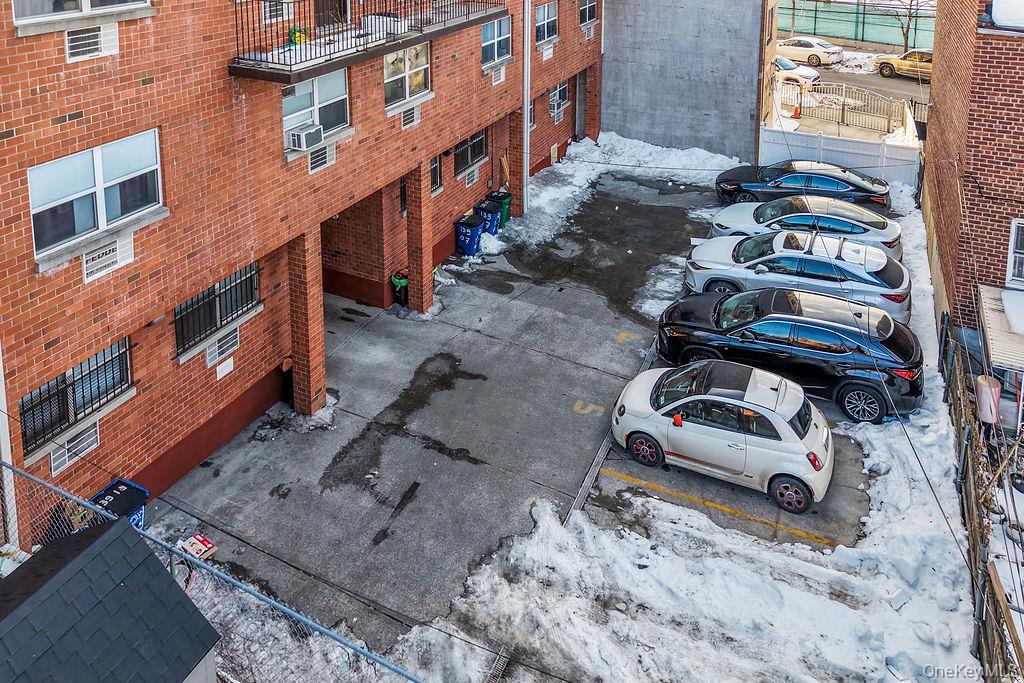 13907 34th Avenue, Flushing, NY 11354