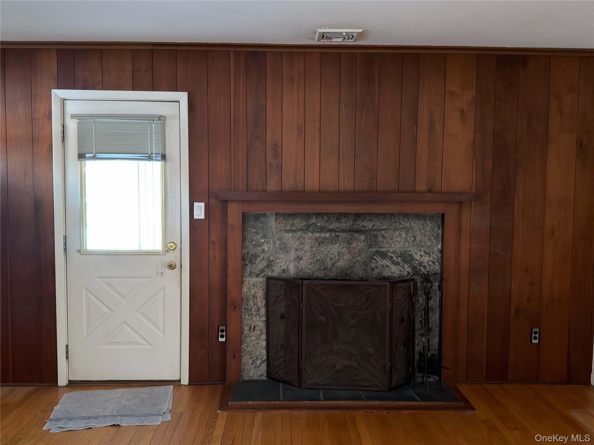 1000 Gin Lane, Southold, NY 11971