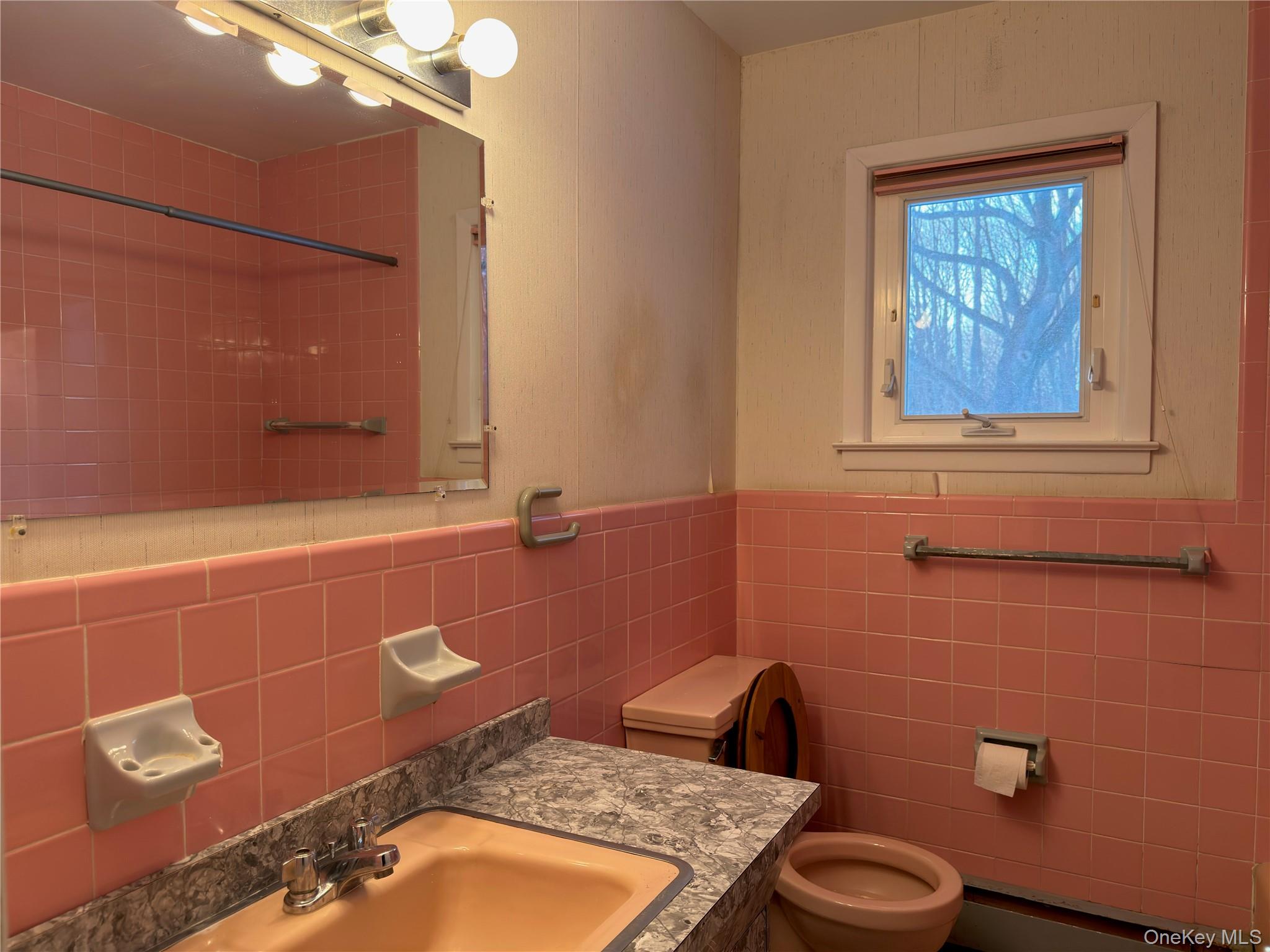 1000 Gin Lane, Southold, NY 11971