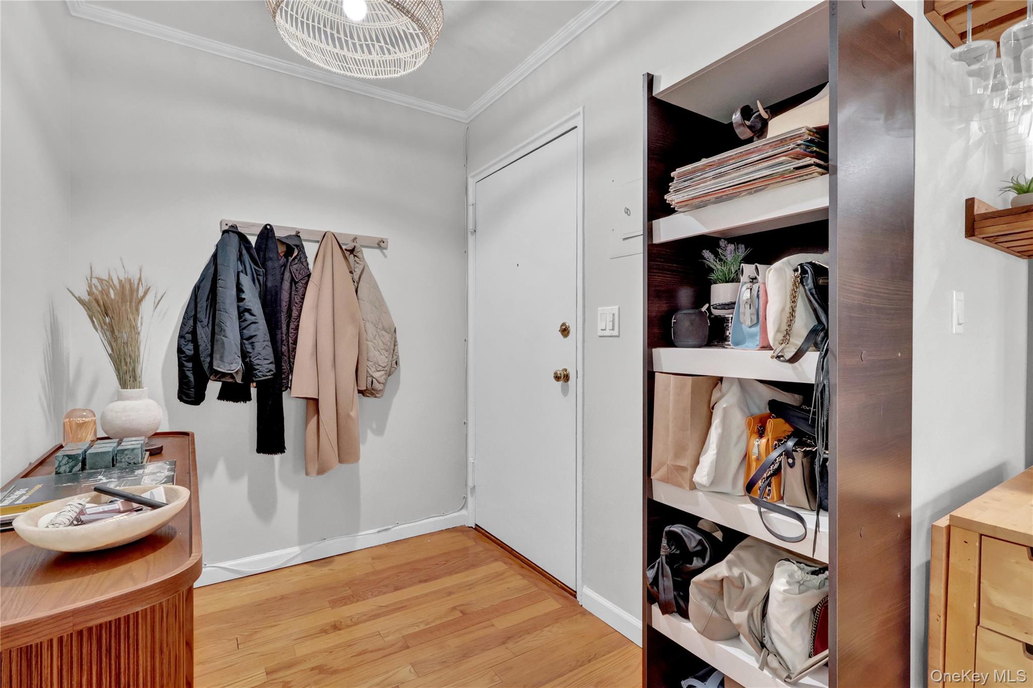 65 W Broadway # 10A, Long Beach, NY 11561