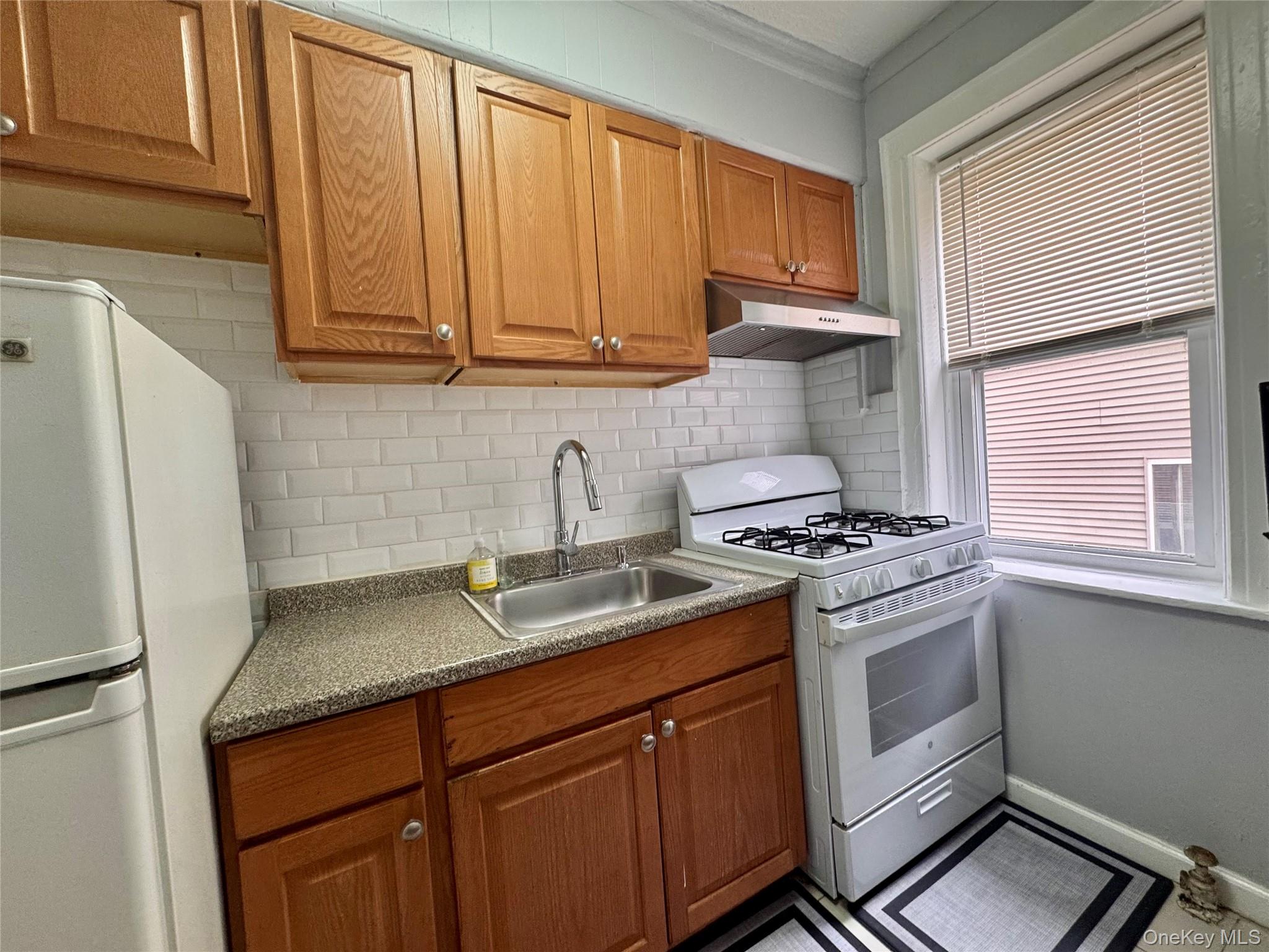 645 E Beech Street # 2, Long Beach, NY 11561