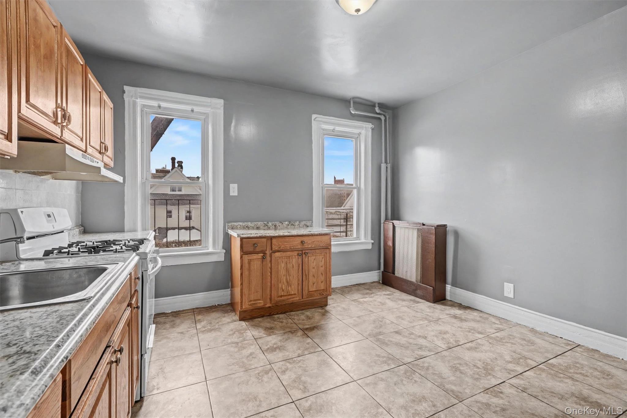 240 S 5th Avenue # 2, Mount Vernon, NY 10550