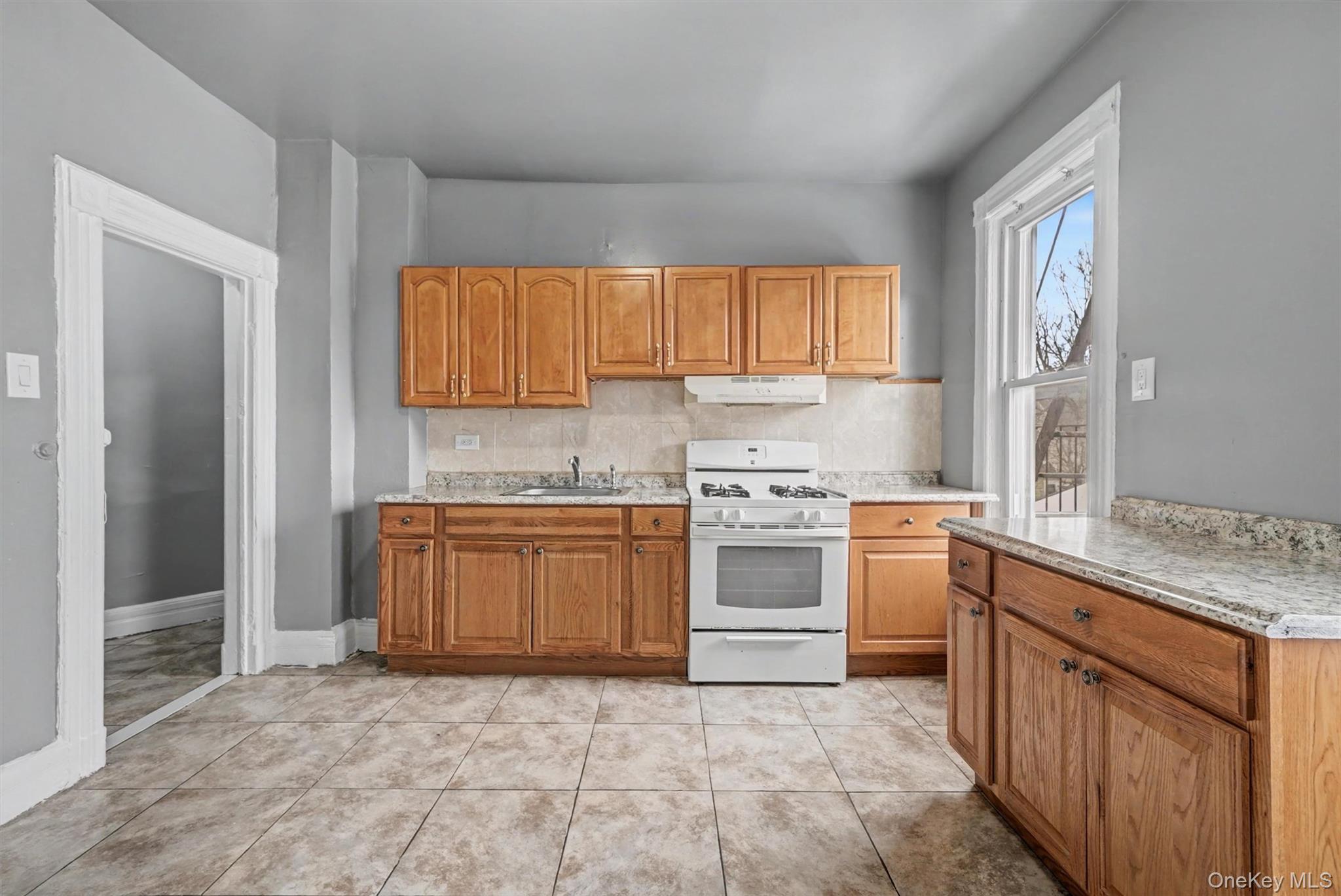 240 S 5th Avenue # 2, Mount Vernon, NY 10550