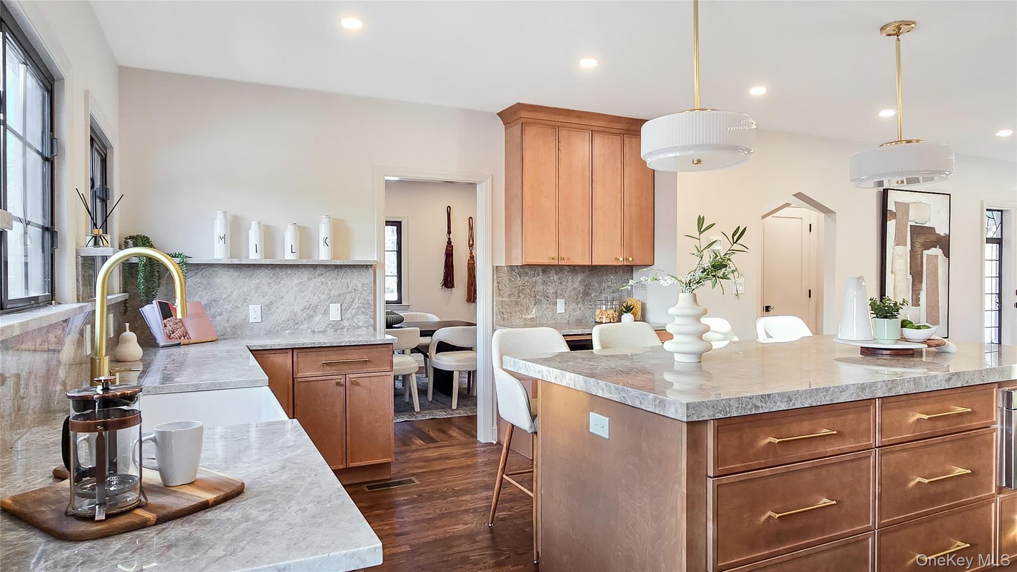 18 Lakeside Drive, New Rochelle, NY 10801