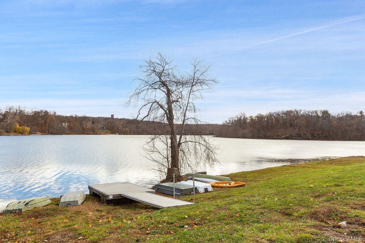 422 Panorama, Mohegan Lake, NY 10547