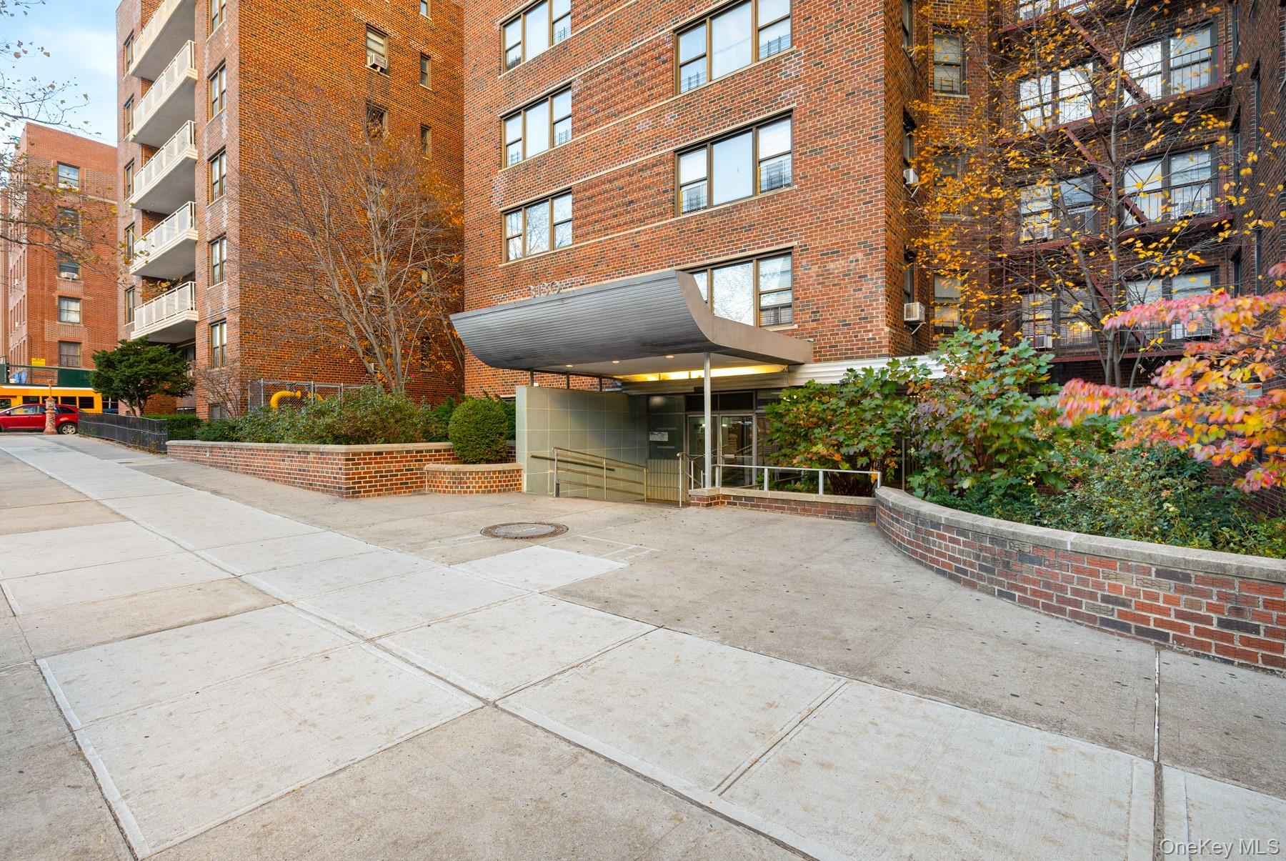 3130 Grand Concourse # 2J, Bronx, NY 10458